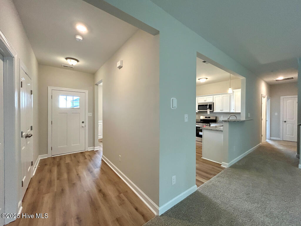 100560362 | Photo 47