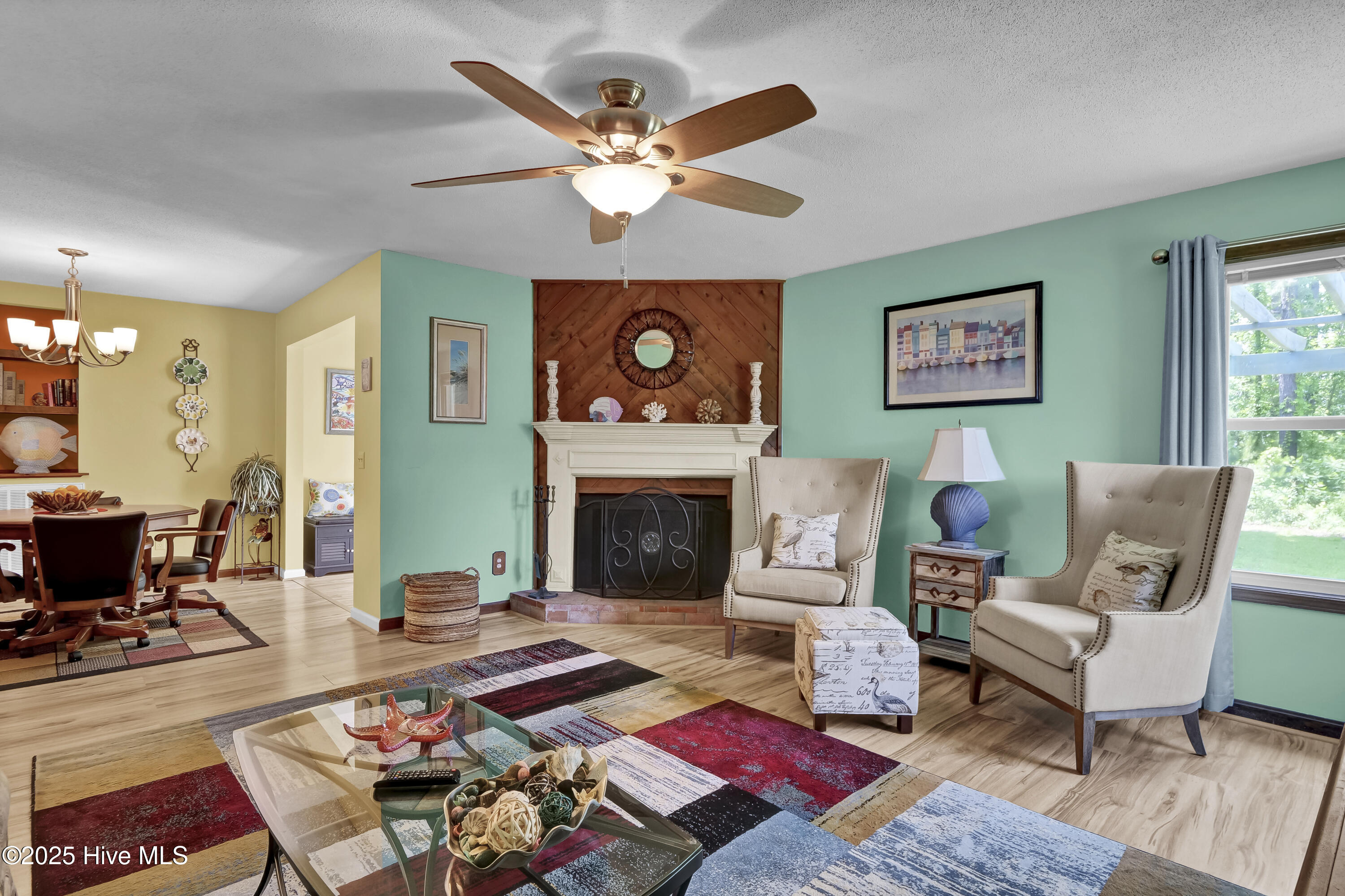 100511292 | Photo 13