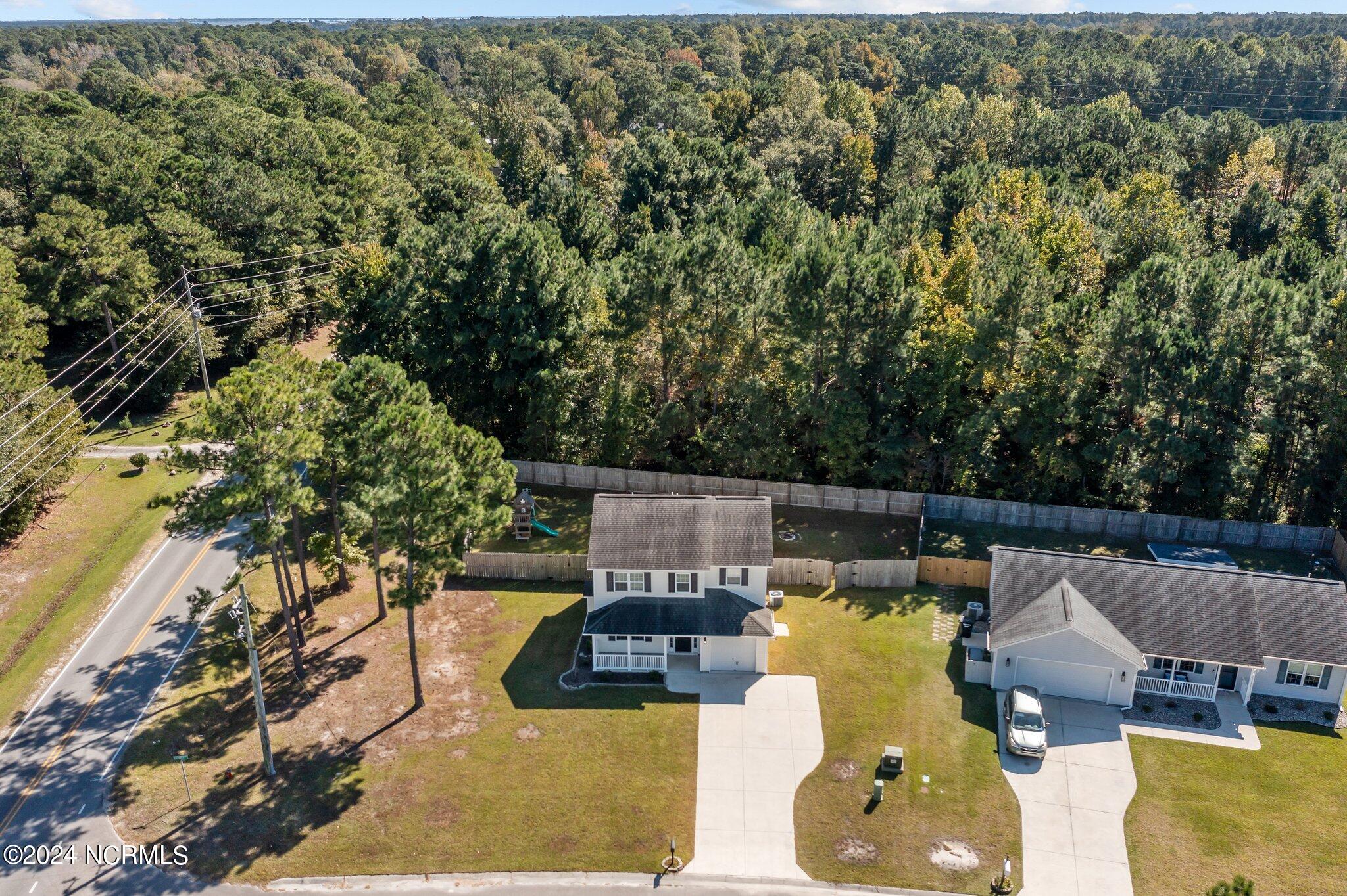 100541428 | Photo 25