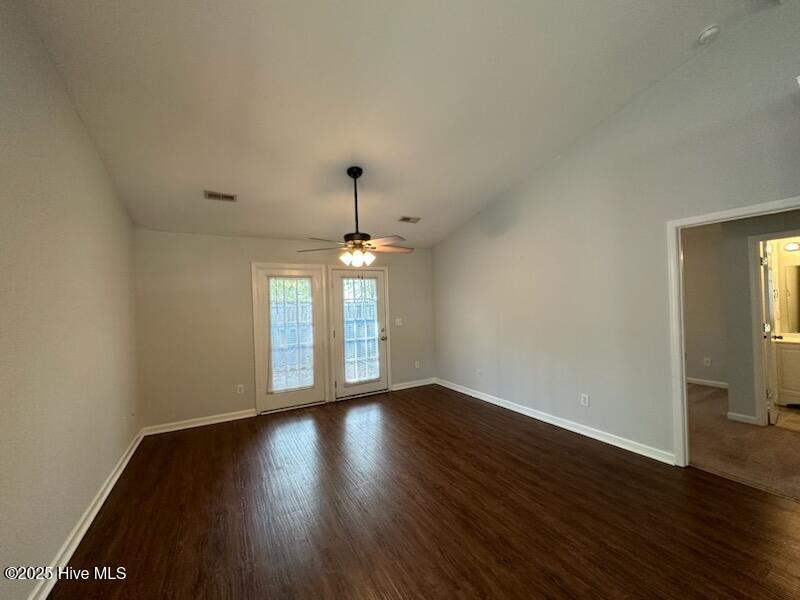 100511812 | Photo 14