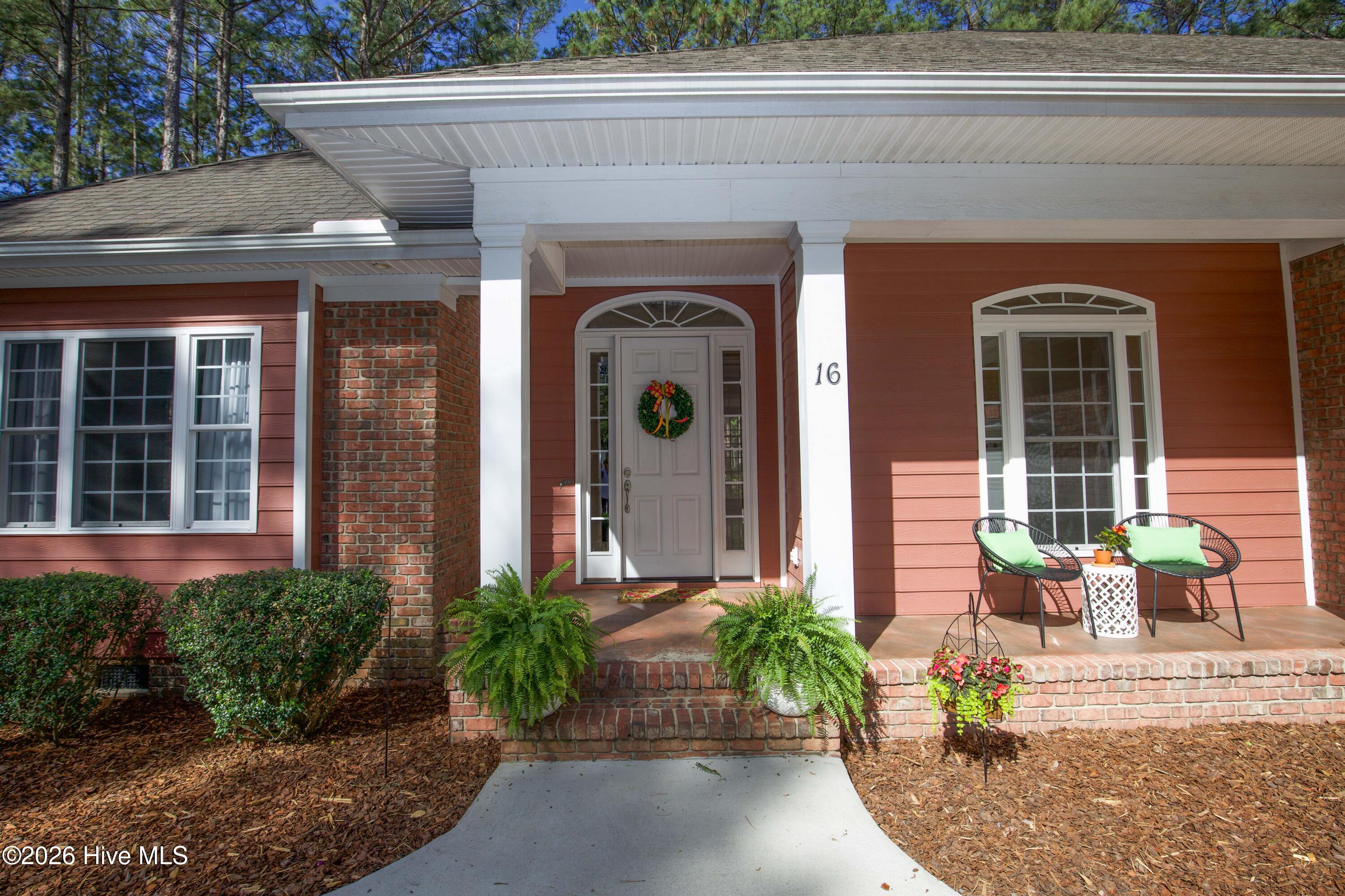 16 Montrose Ct-10