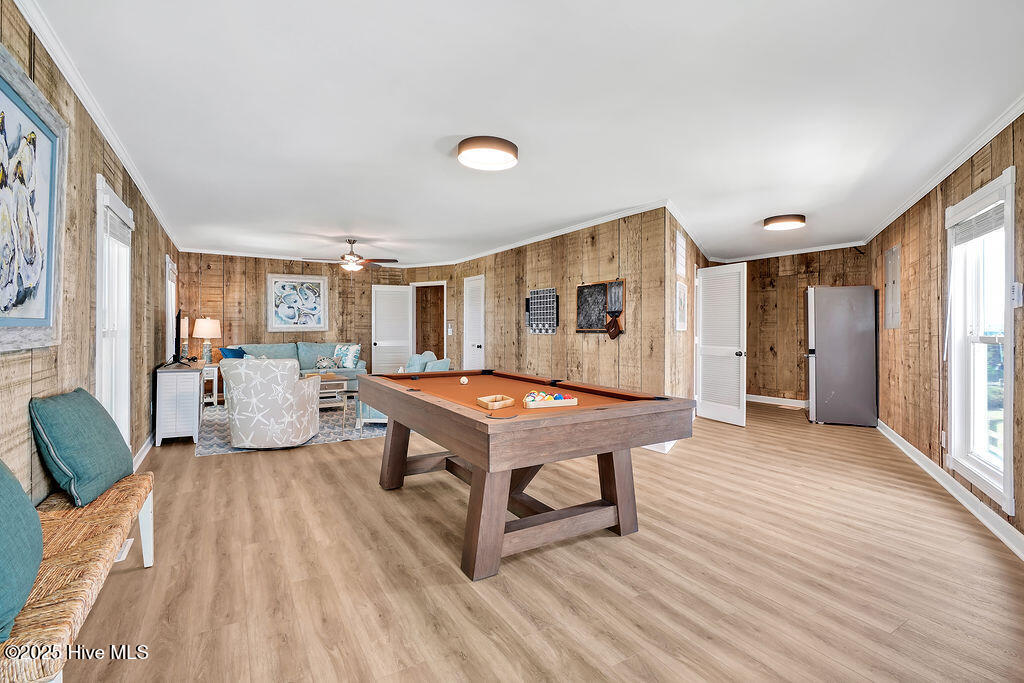 100508979 | Photo 74