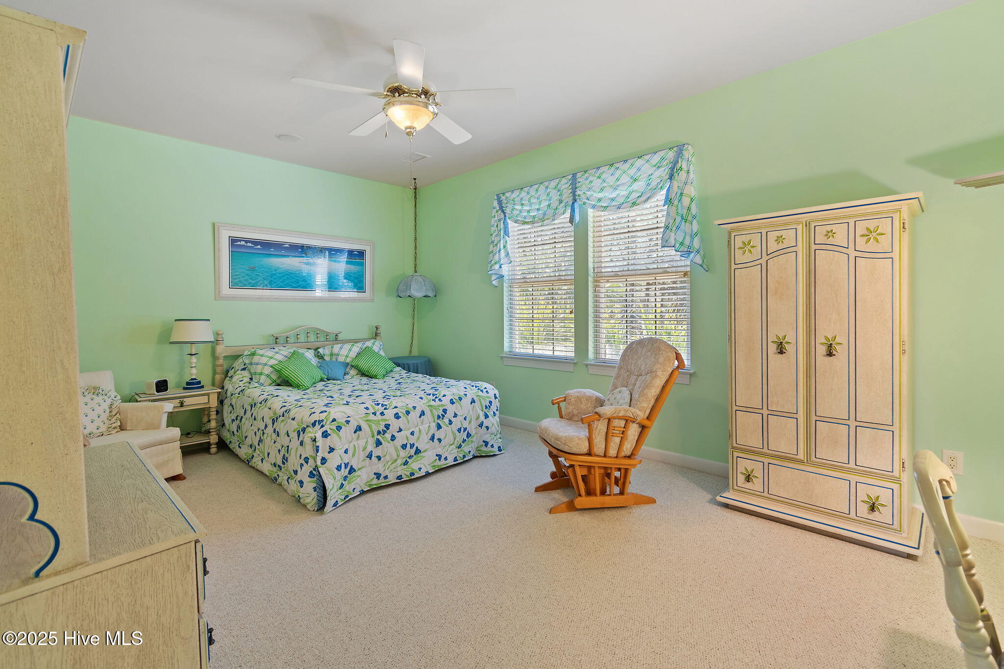 100498413 | Photo 51