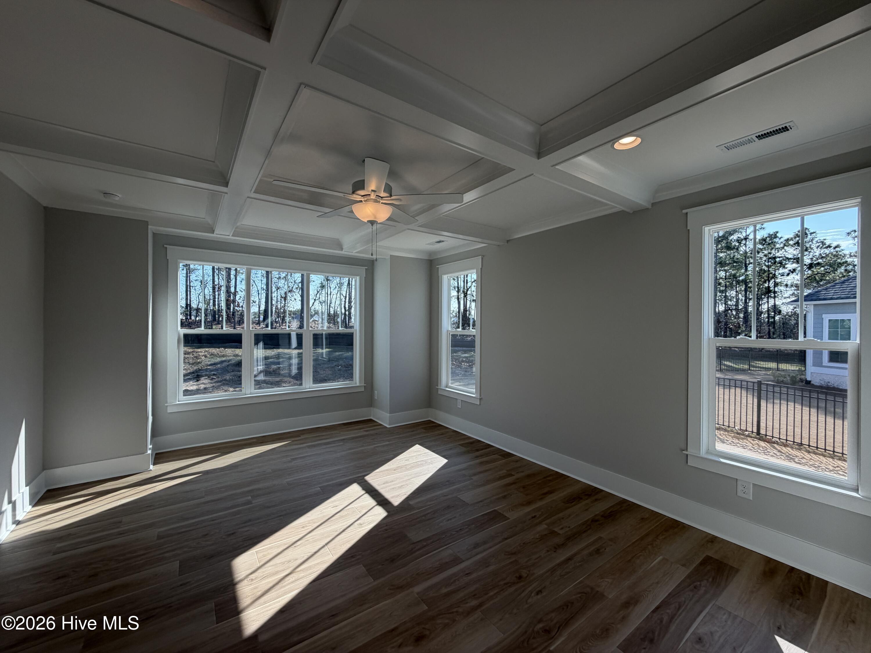 100532147 | Photo 21