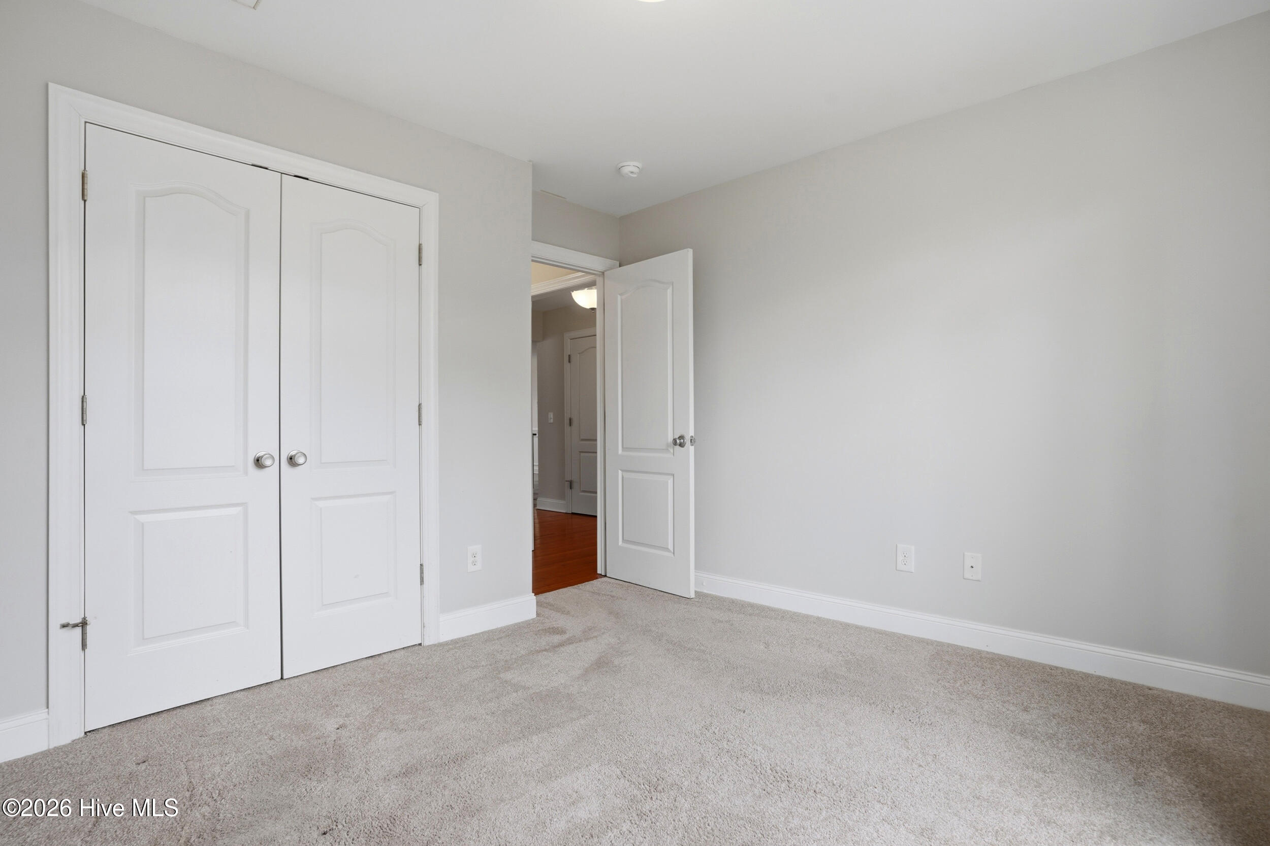 100564598 | Photo 26