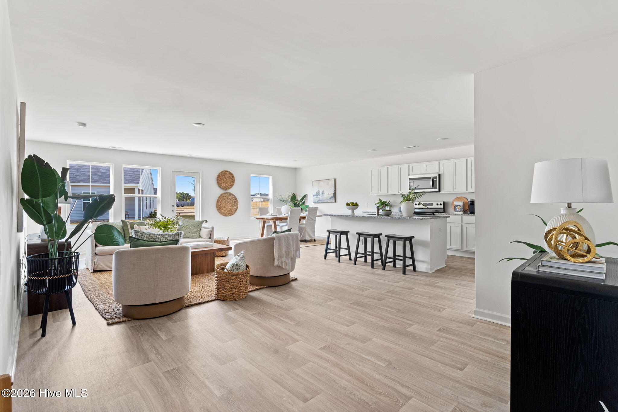 100526803 | Photo 22