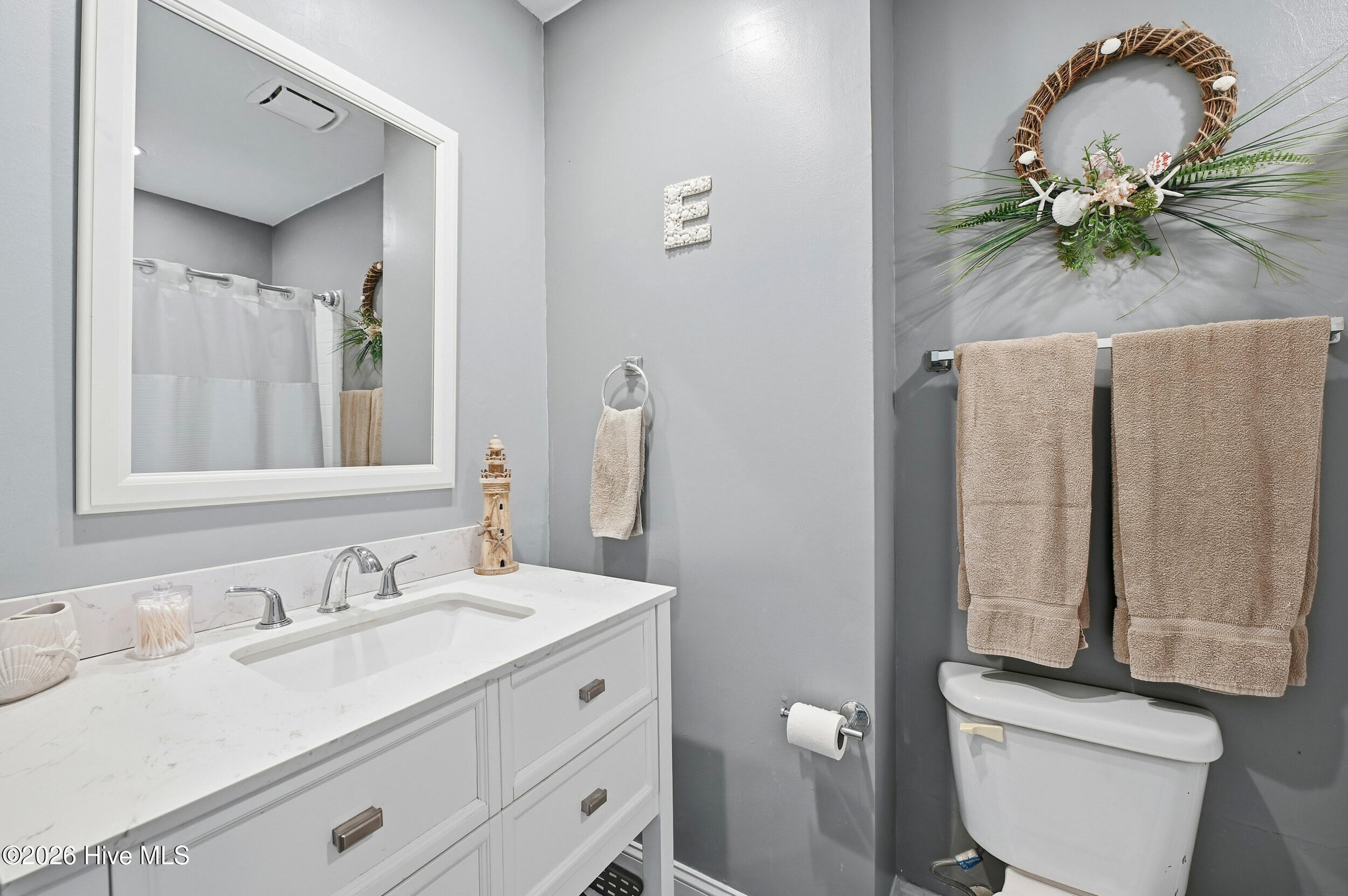 100551397 | Photo 18