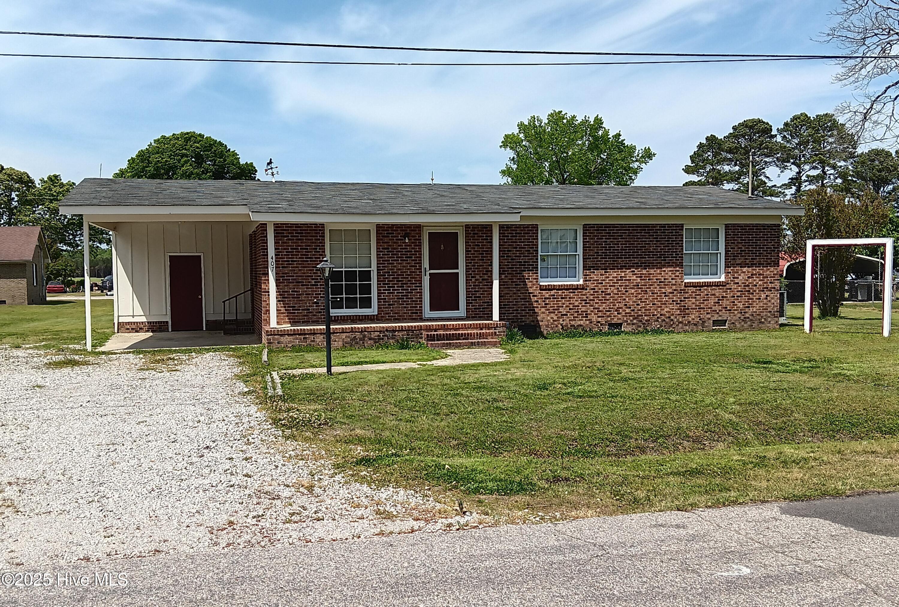 Property at 407 Pineview Street