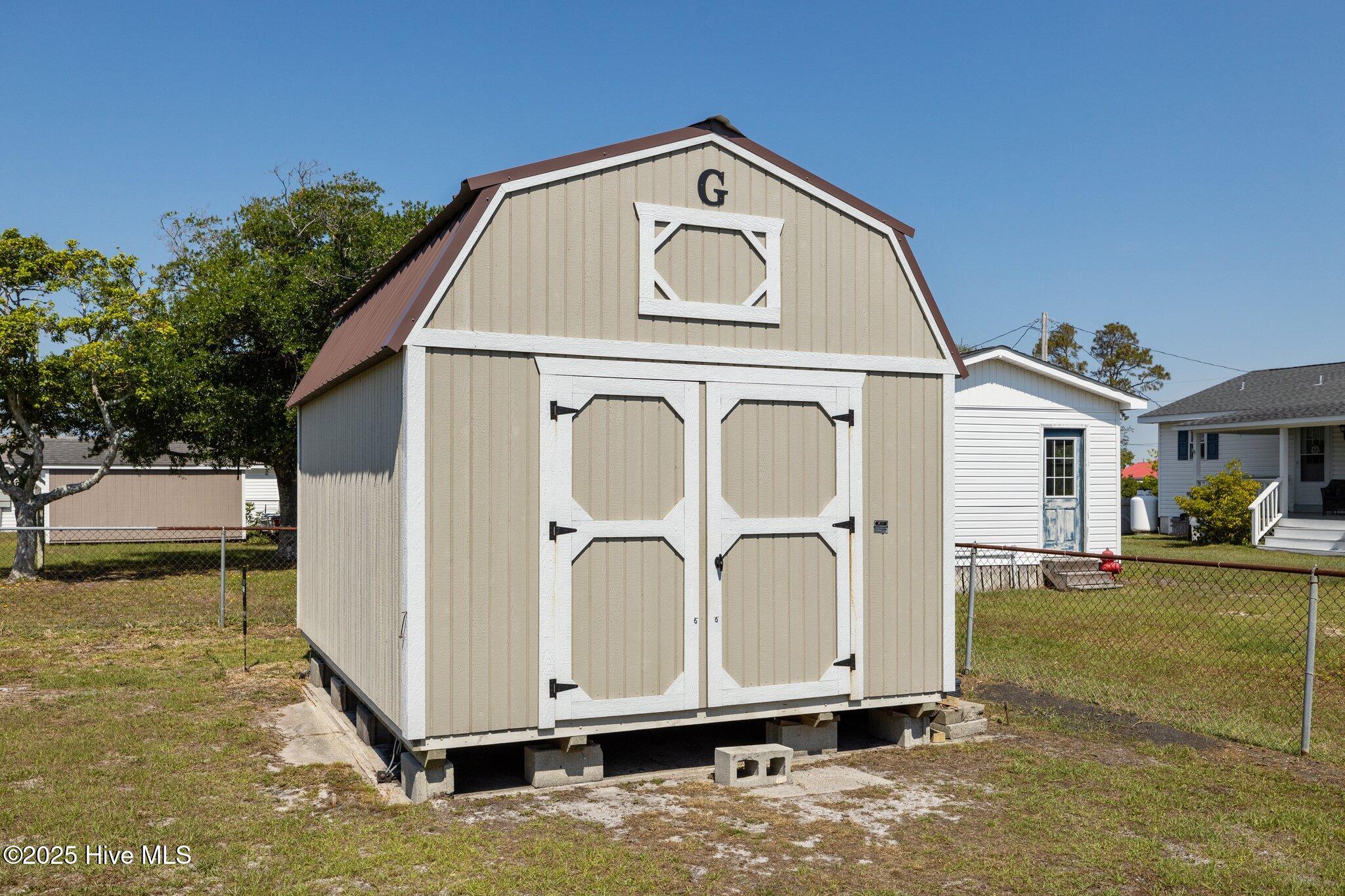 139 Diamond City Drive, Harkers Island, NC, 28531