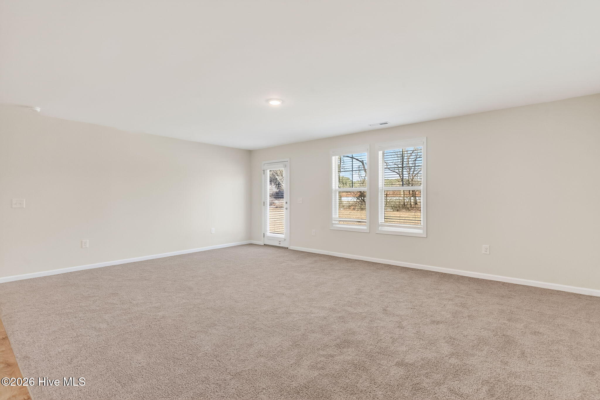 Undisclosed Address, La Grange, NC, 28551