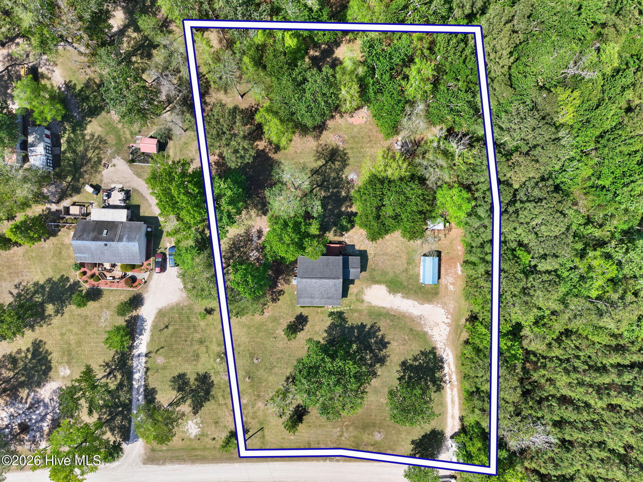 100568923 | Photo 42