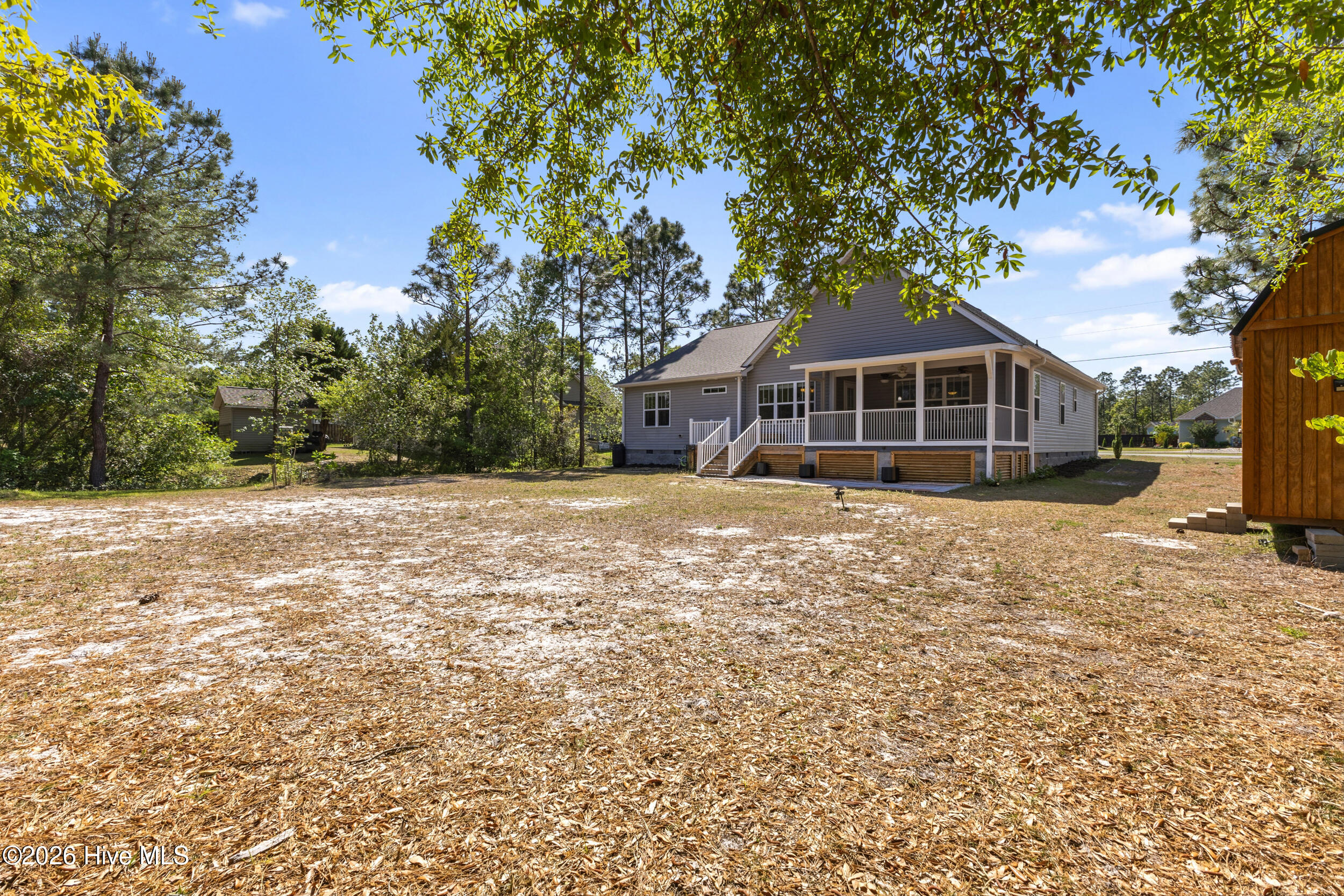 100569196 | Photo 37