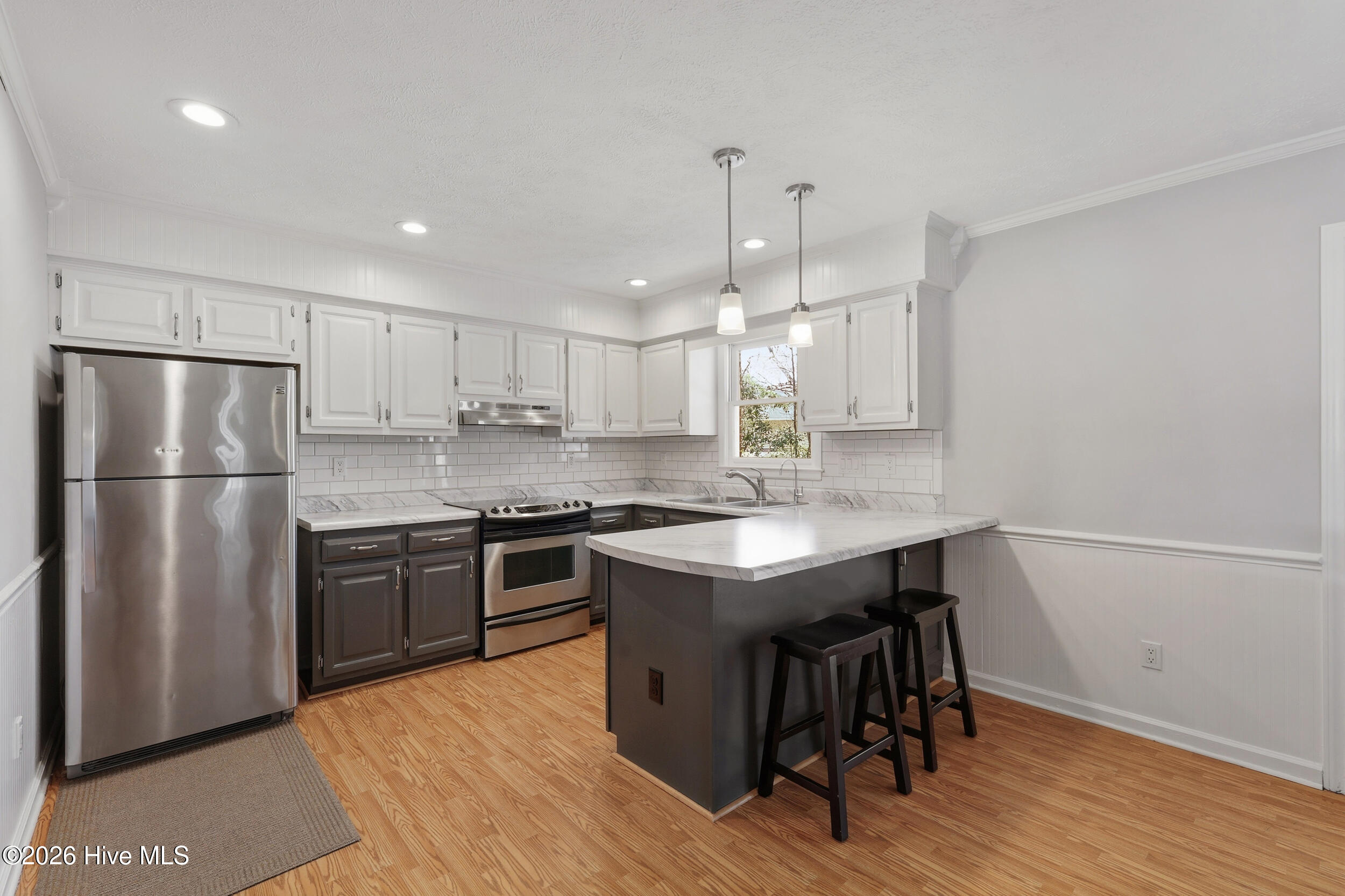 100559679 | Photo 14