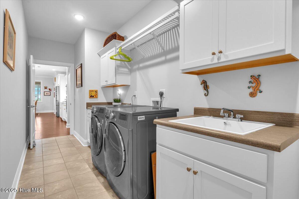 100527091 | Photo 23