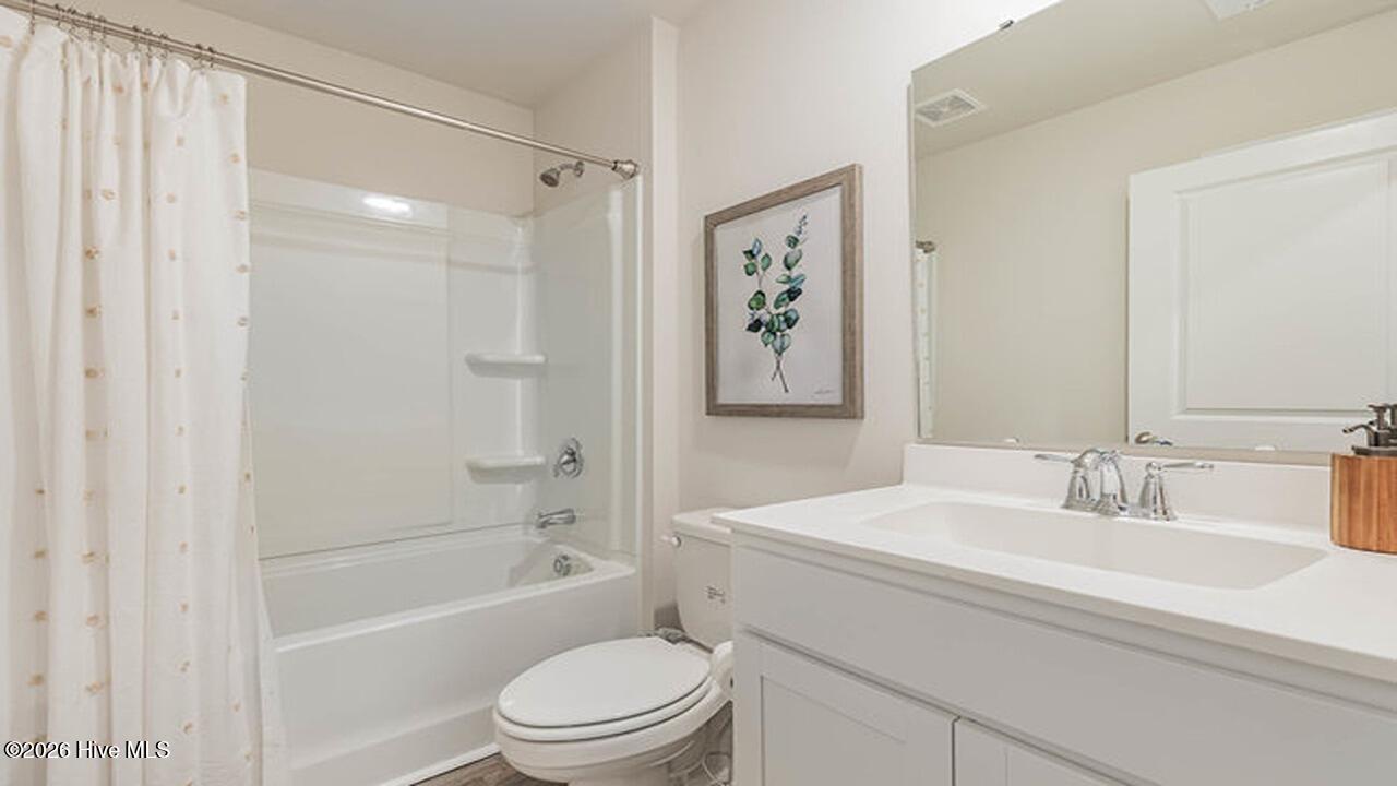 100559720 | Photo 23