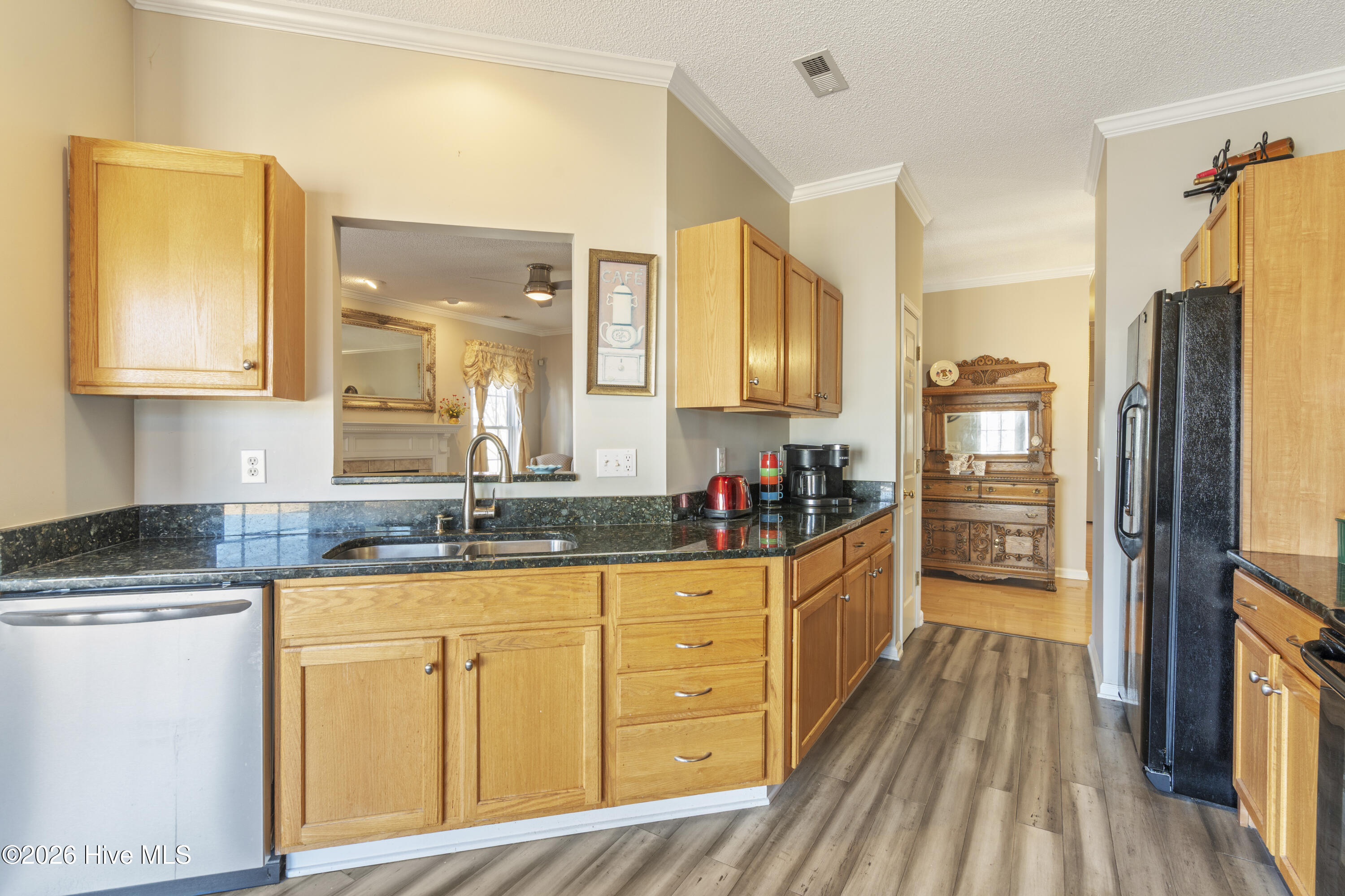 100554853 | Photo 18