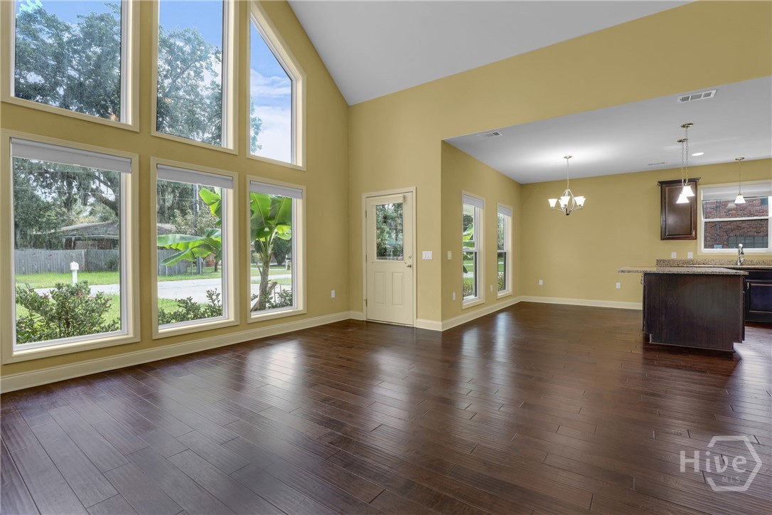 4th image of 3105 Lincoln St, Savannah, GA 31404 | MLS# SA363175