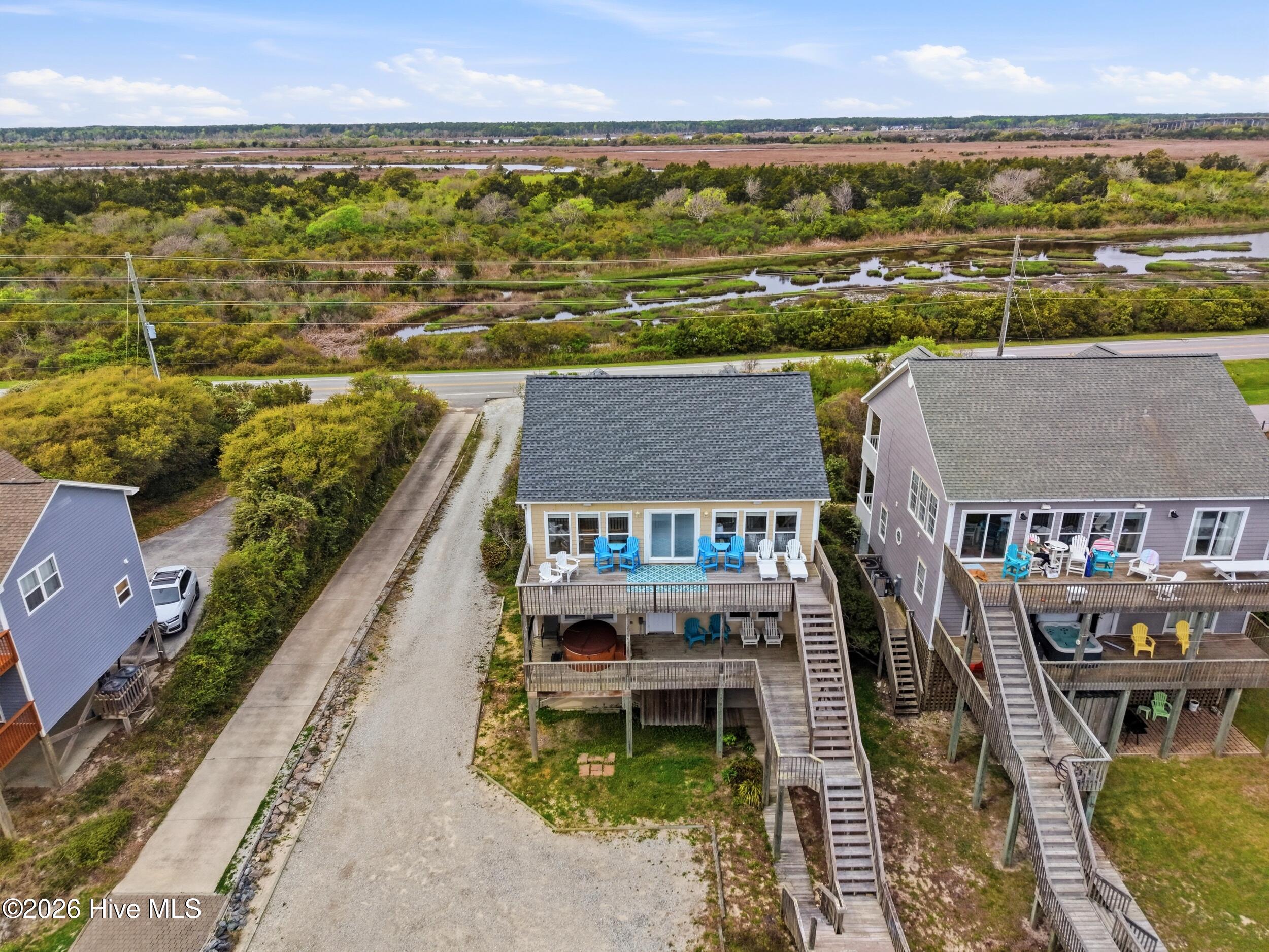 100566063 | Photo 67