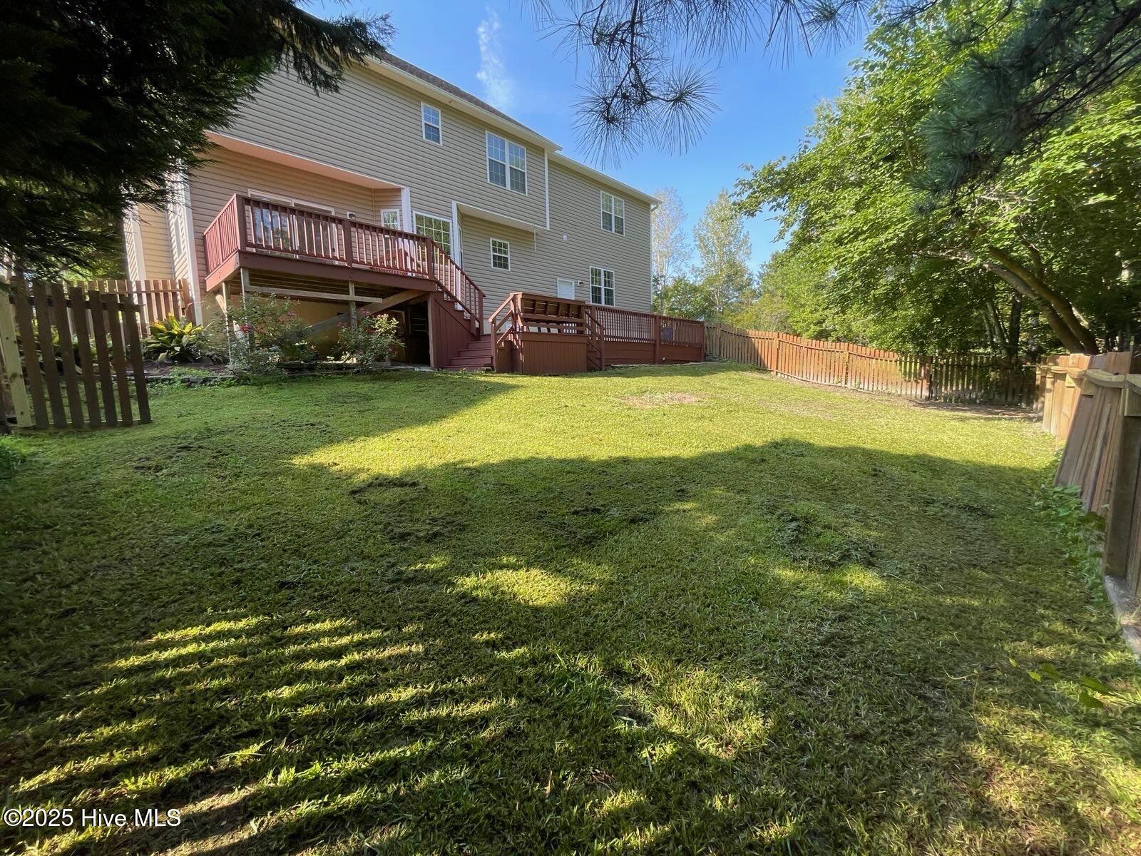 100522001 | Photo 12