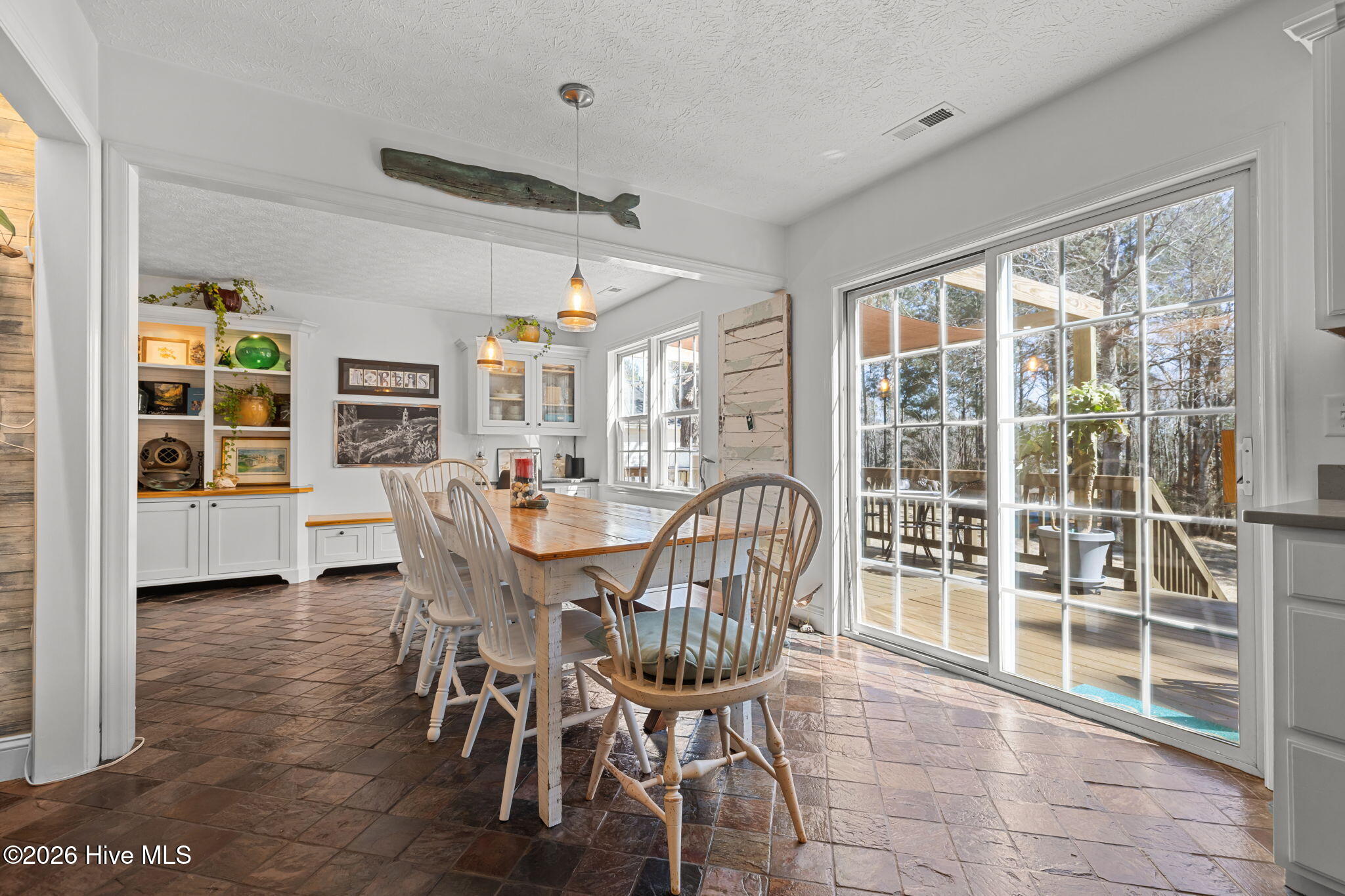 100558206 | Photo 10