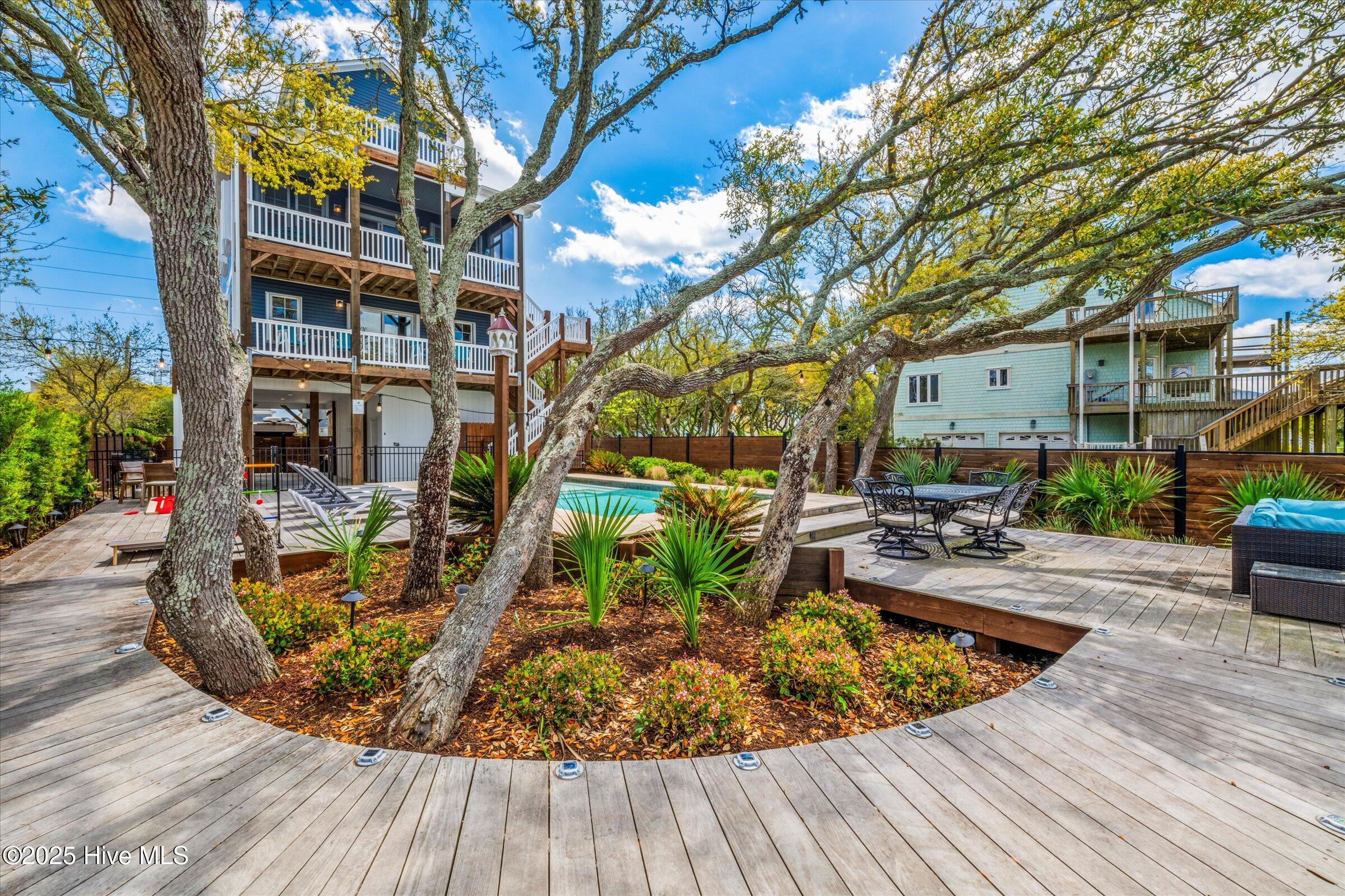 1007 N New River Drive, Surf City, NC 28445 – photo 18: 073-Z8C_3461