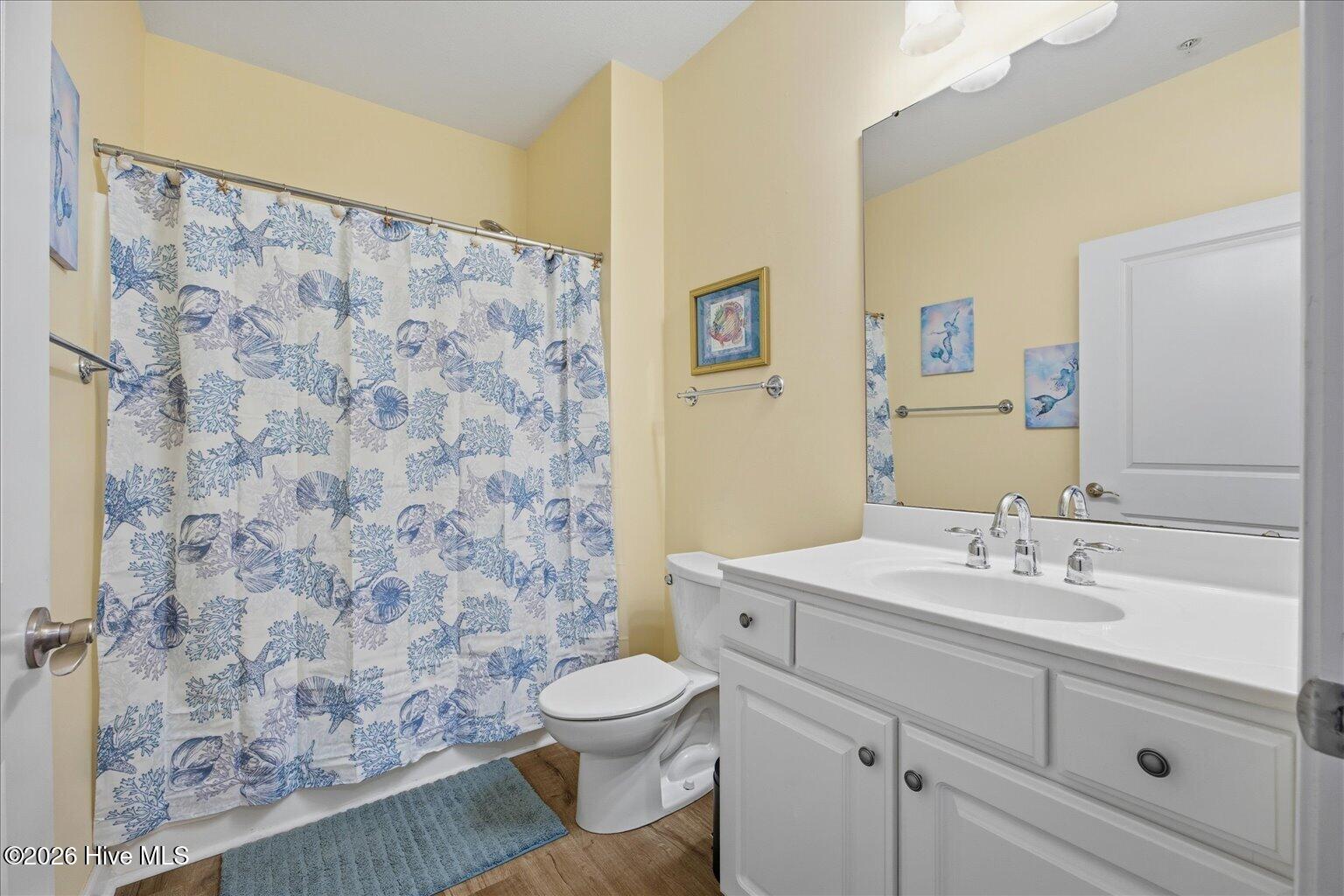 100558863 | Photo 24