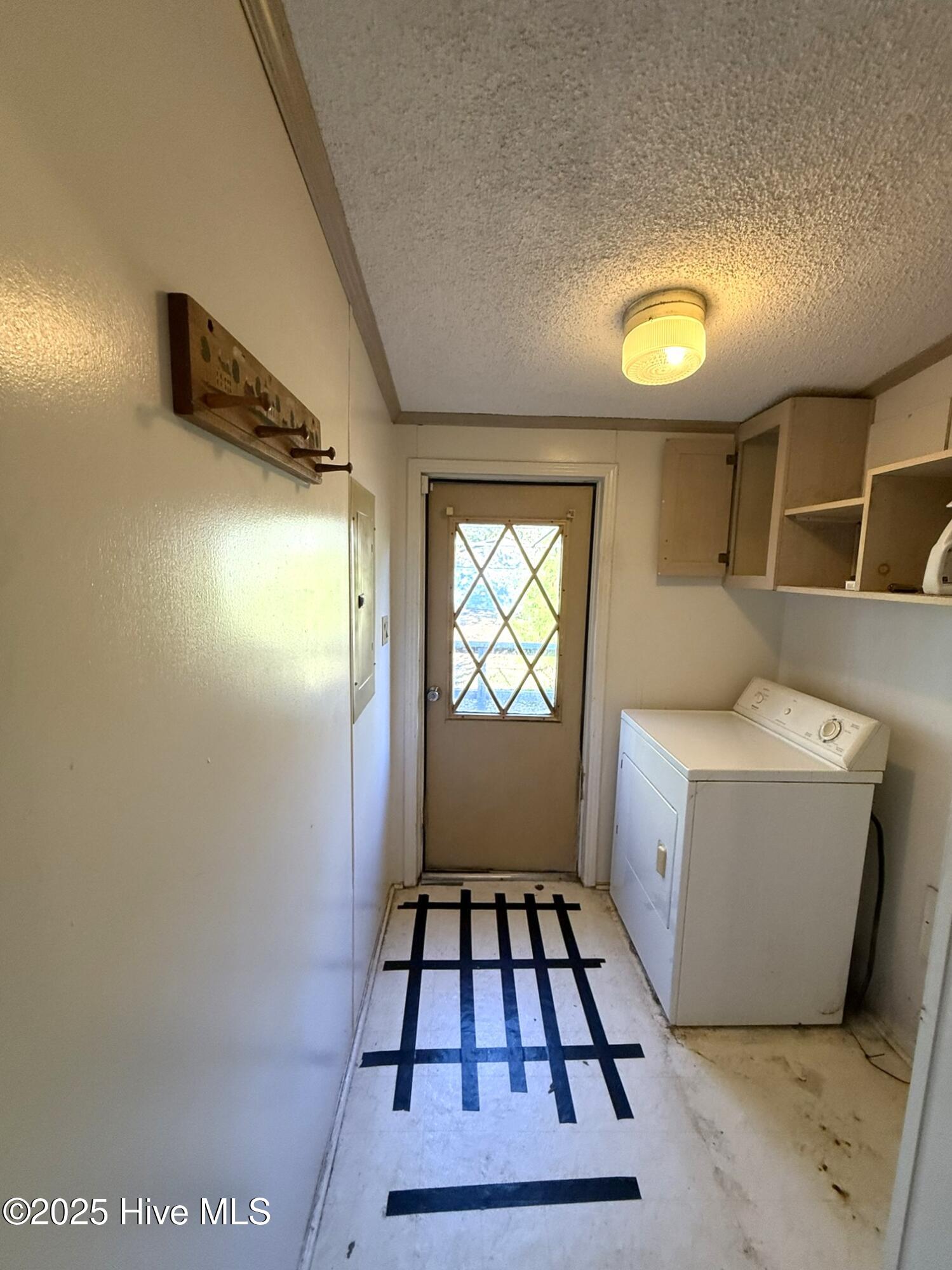 100543819 | Photo 16