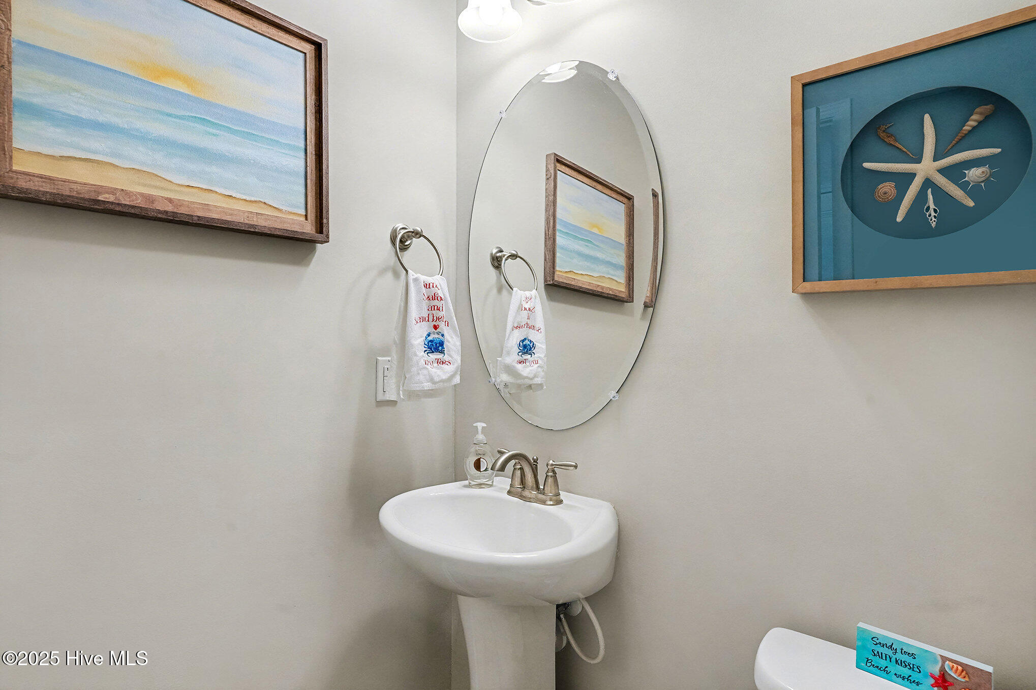 100545929 | Photo 19