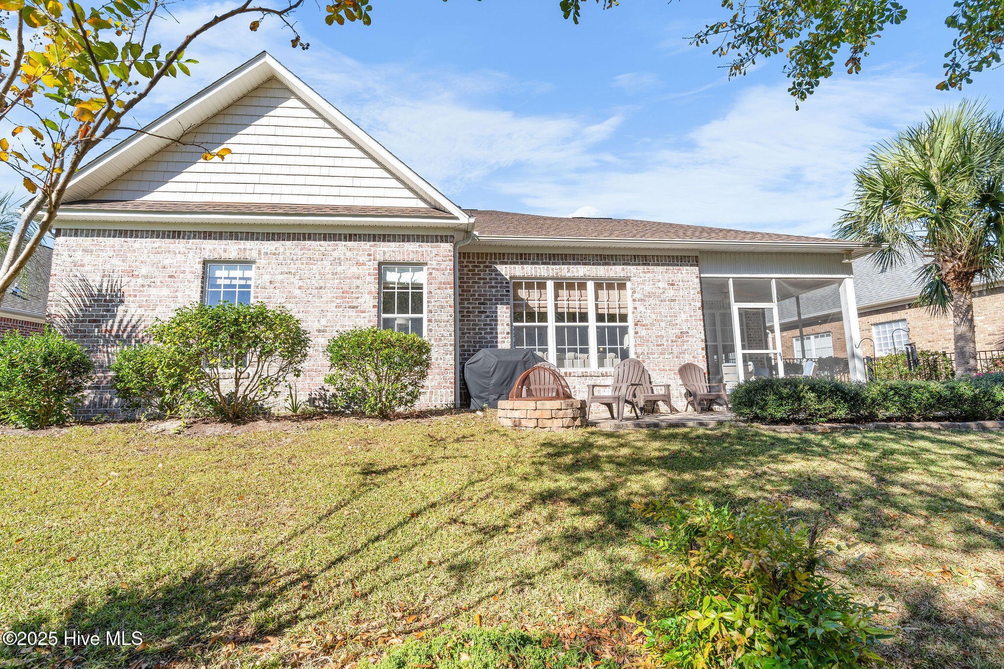 100542530 | Photo 49