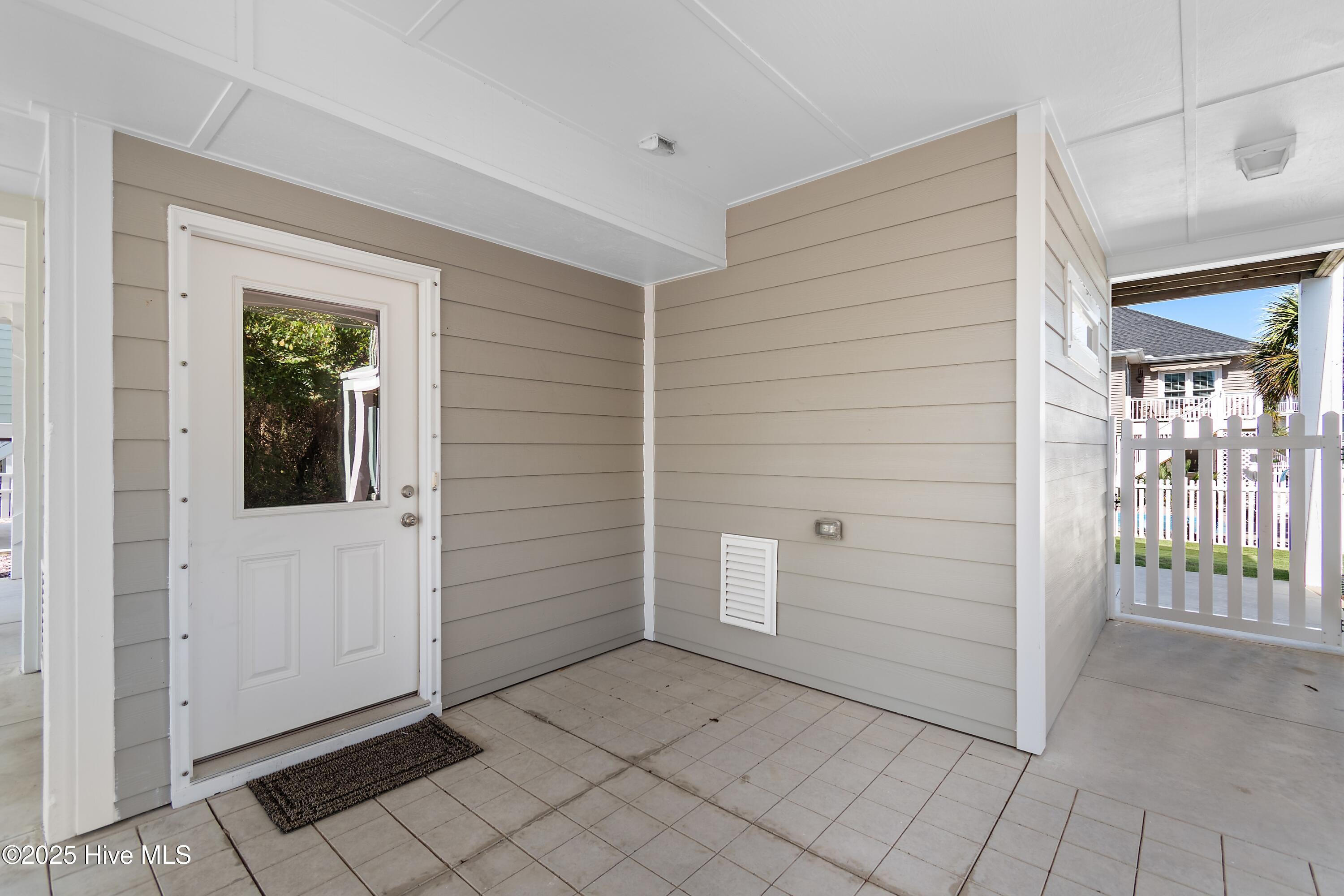 100534441 | Photo 45