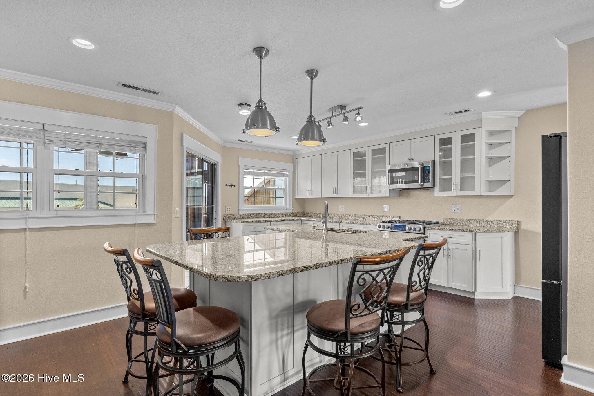 8711 Emerald Plantation Road 302,Emerald Isle