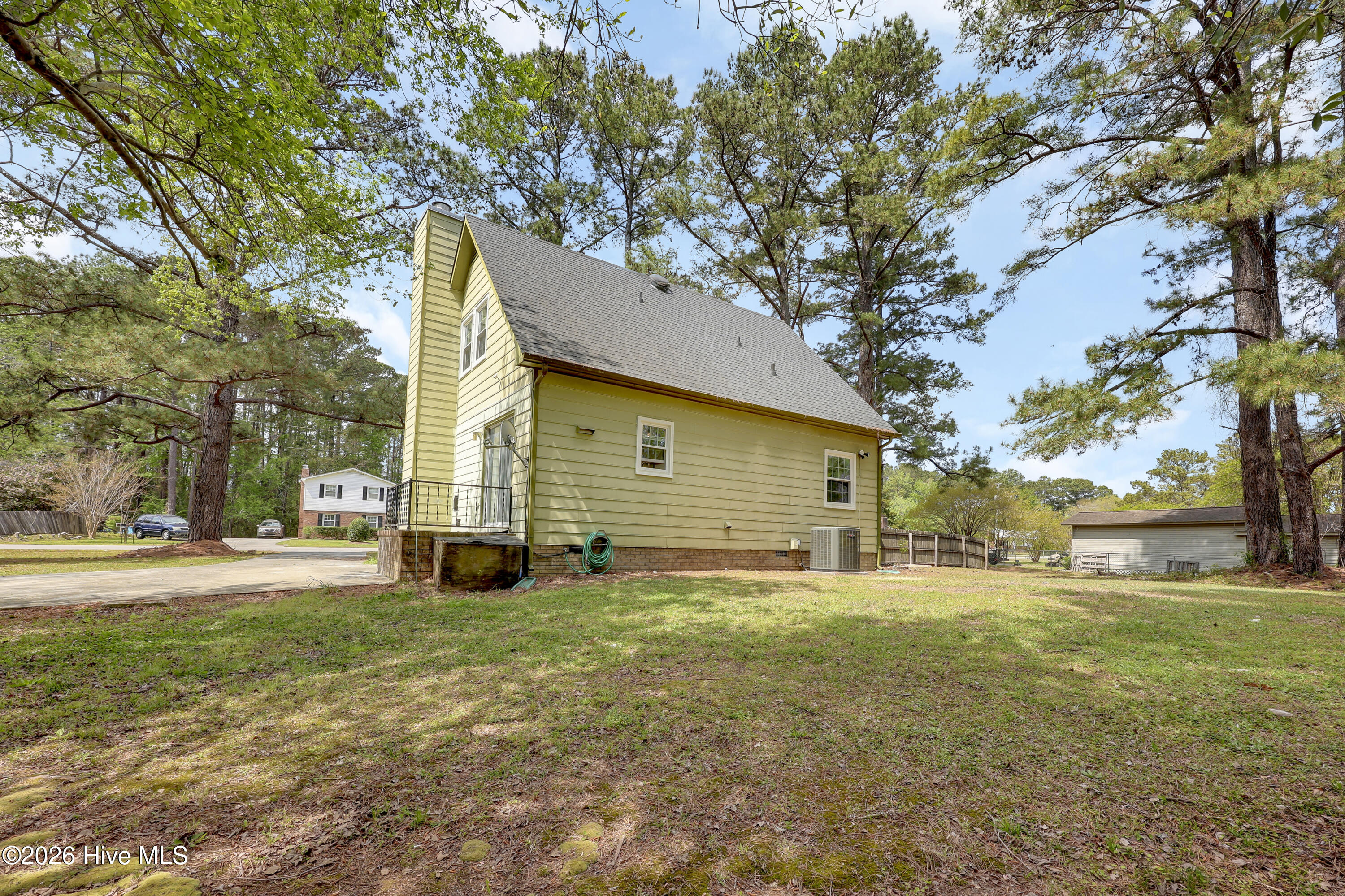 100564655 | Photo 29