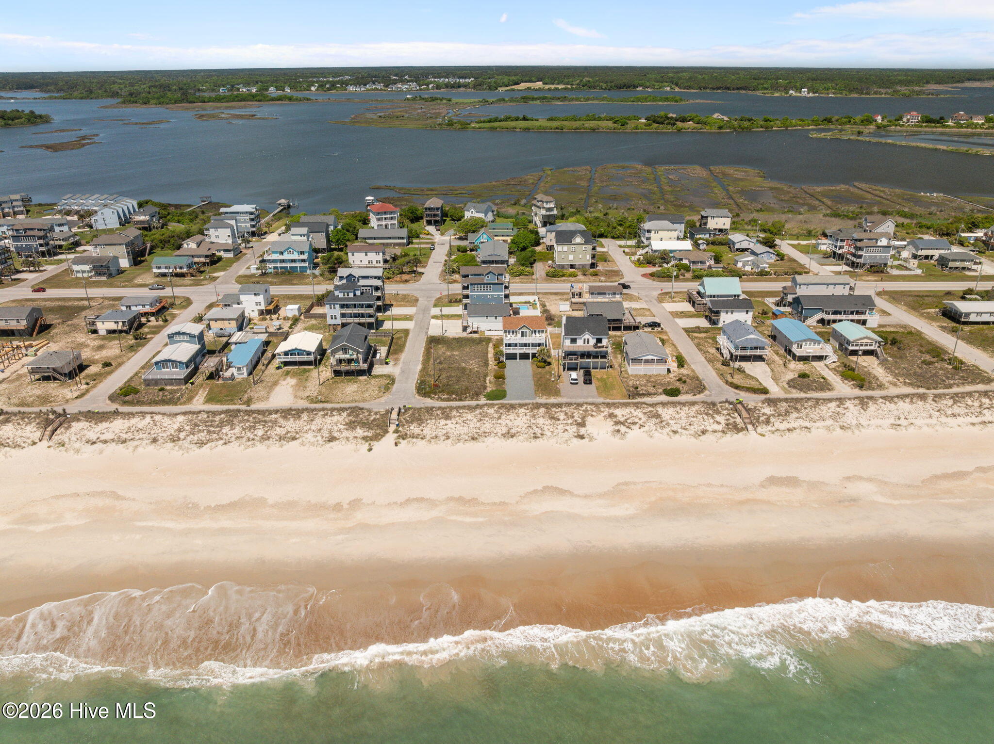 100569093 | Photo 24