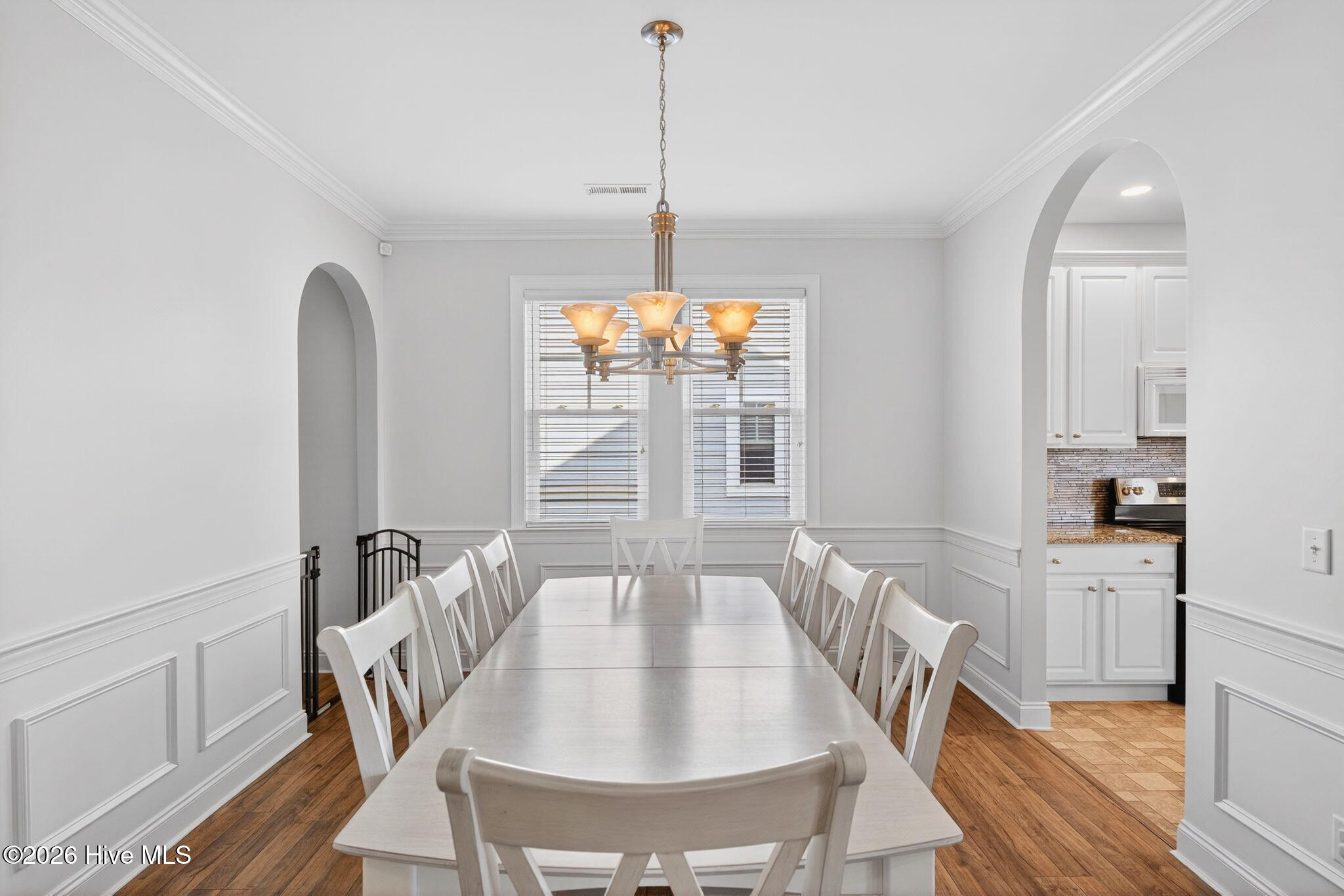 100558158 | Photo 23