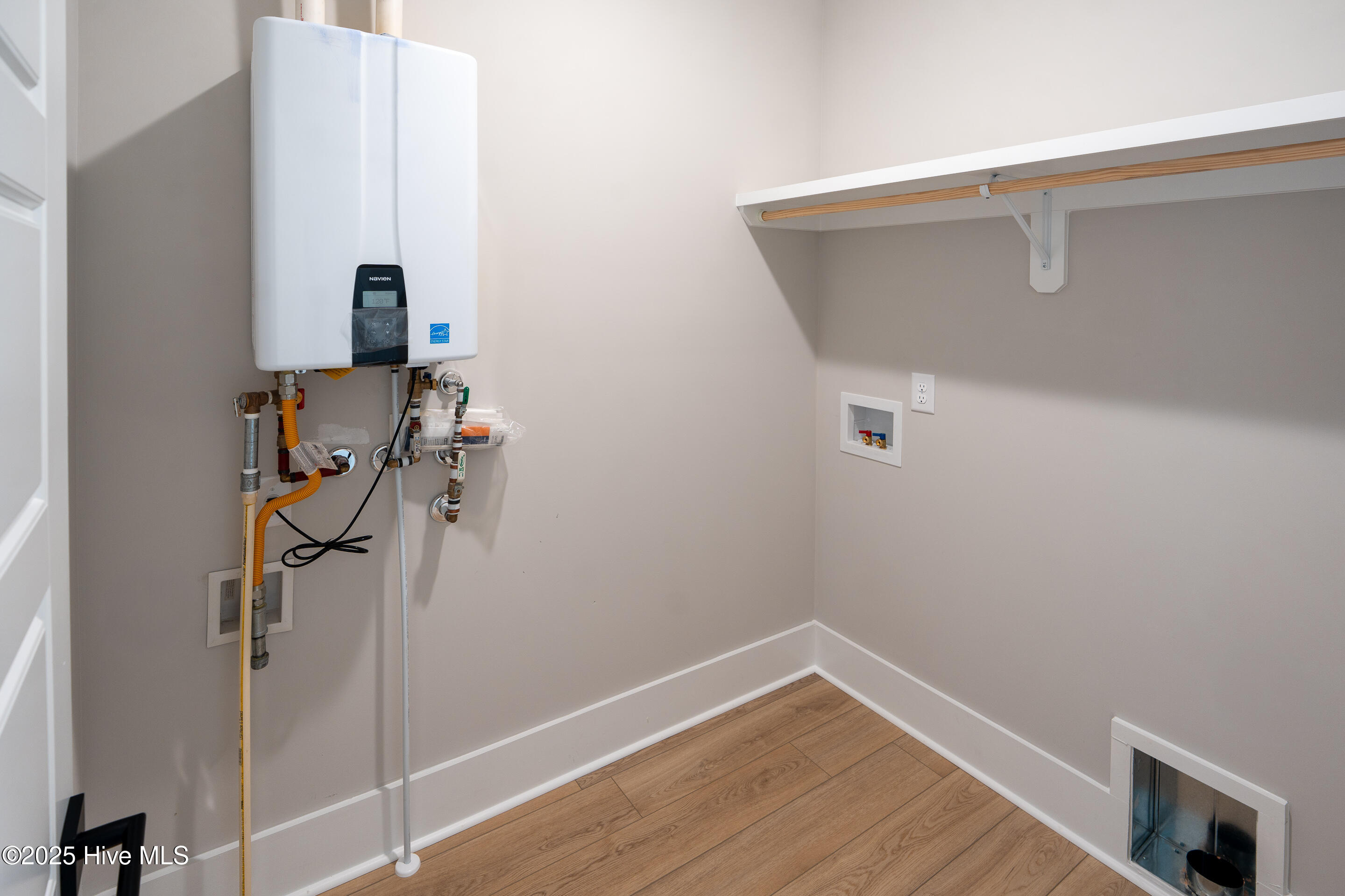 100517420 | Photo 25