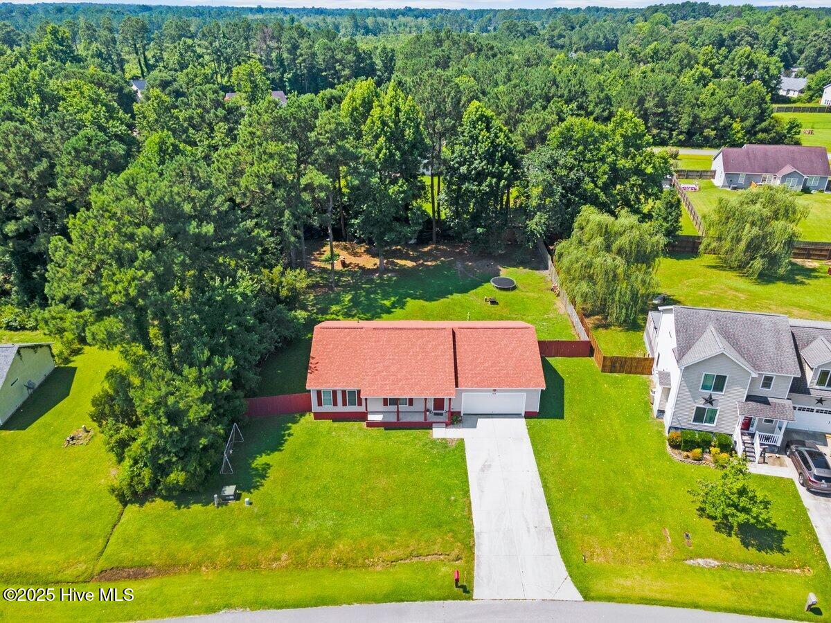 100534890 | Photo 22