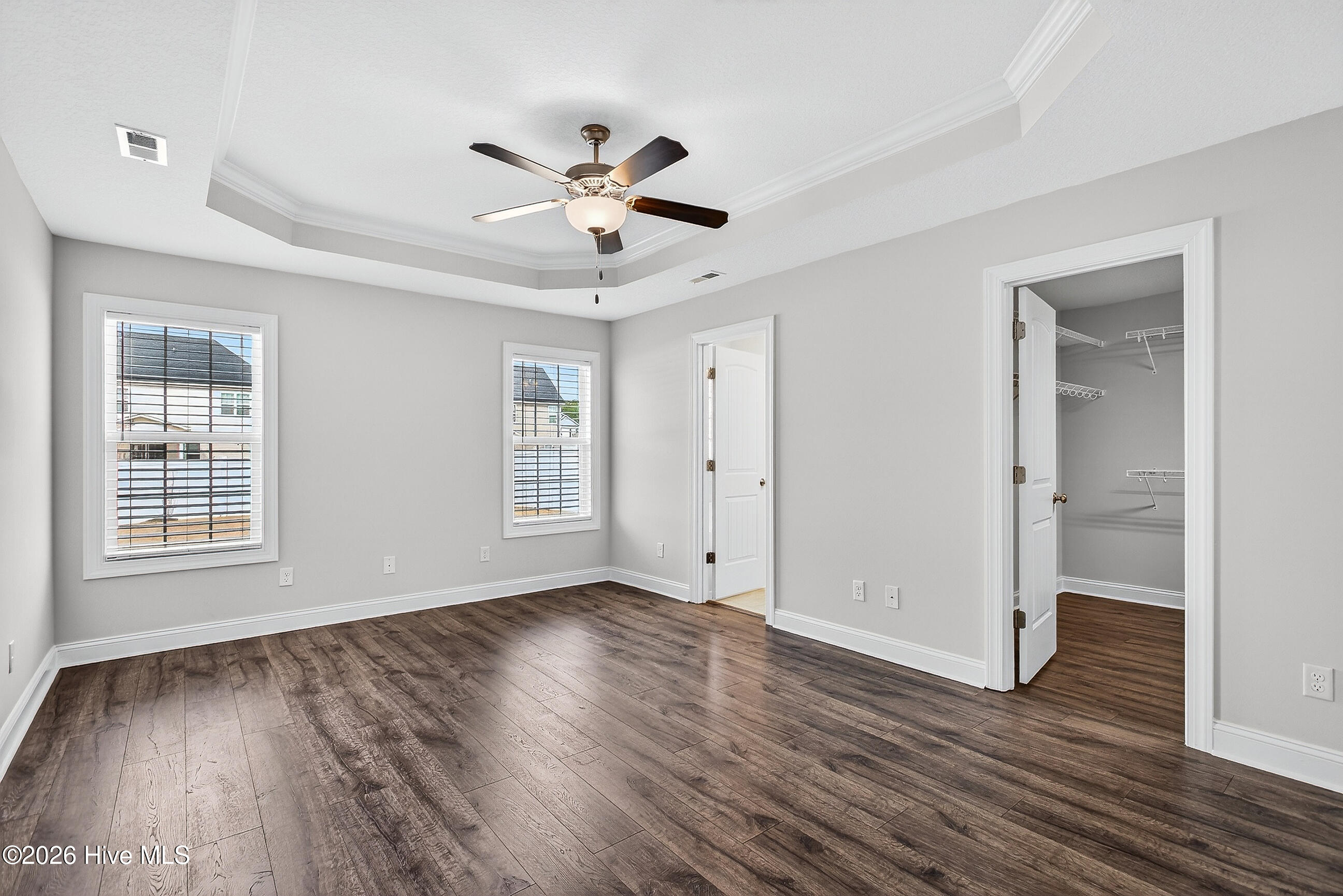 100556986 | Photo 14