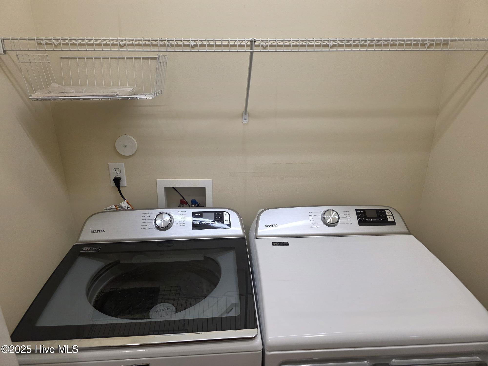 100534904 | Photo 16