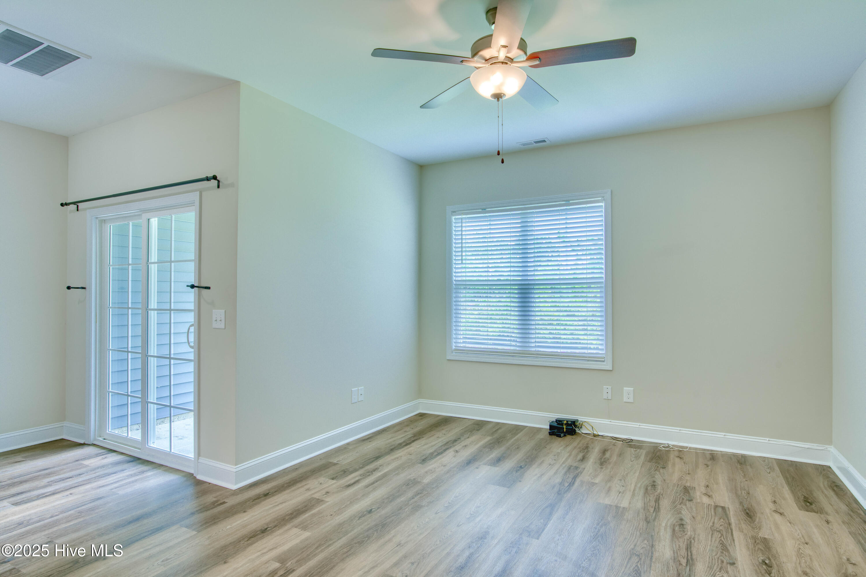 329 S Stingray Lane, Sneads Ferry, NC 28460 – photo 5: 329 Stingray - Interiors - Edited_16