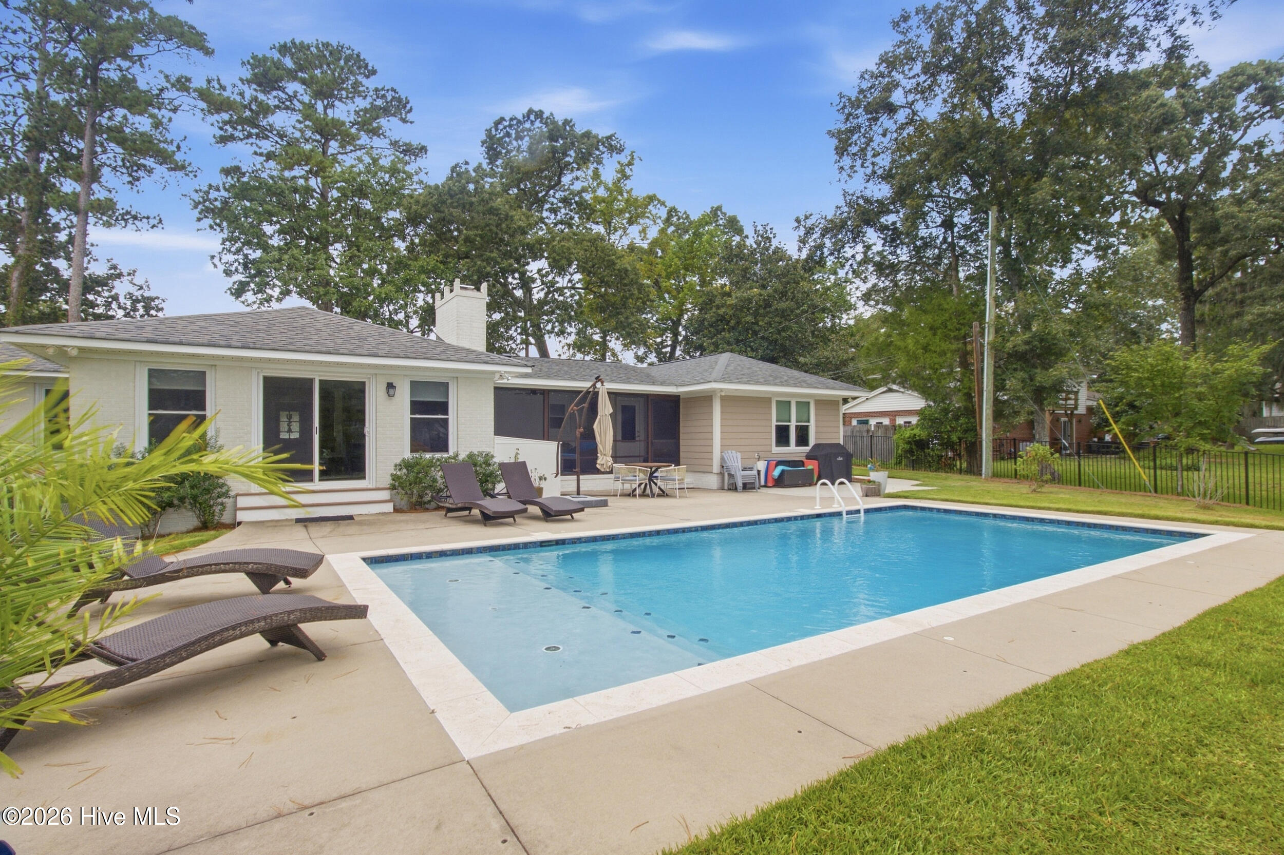 602 W Wilson Creek Drive,Trent Woods