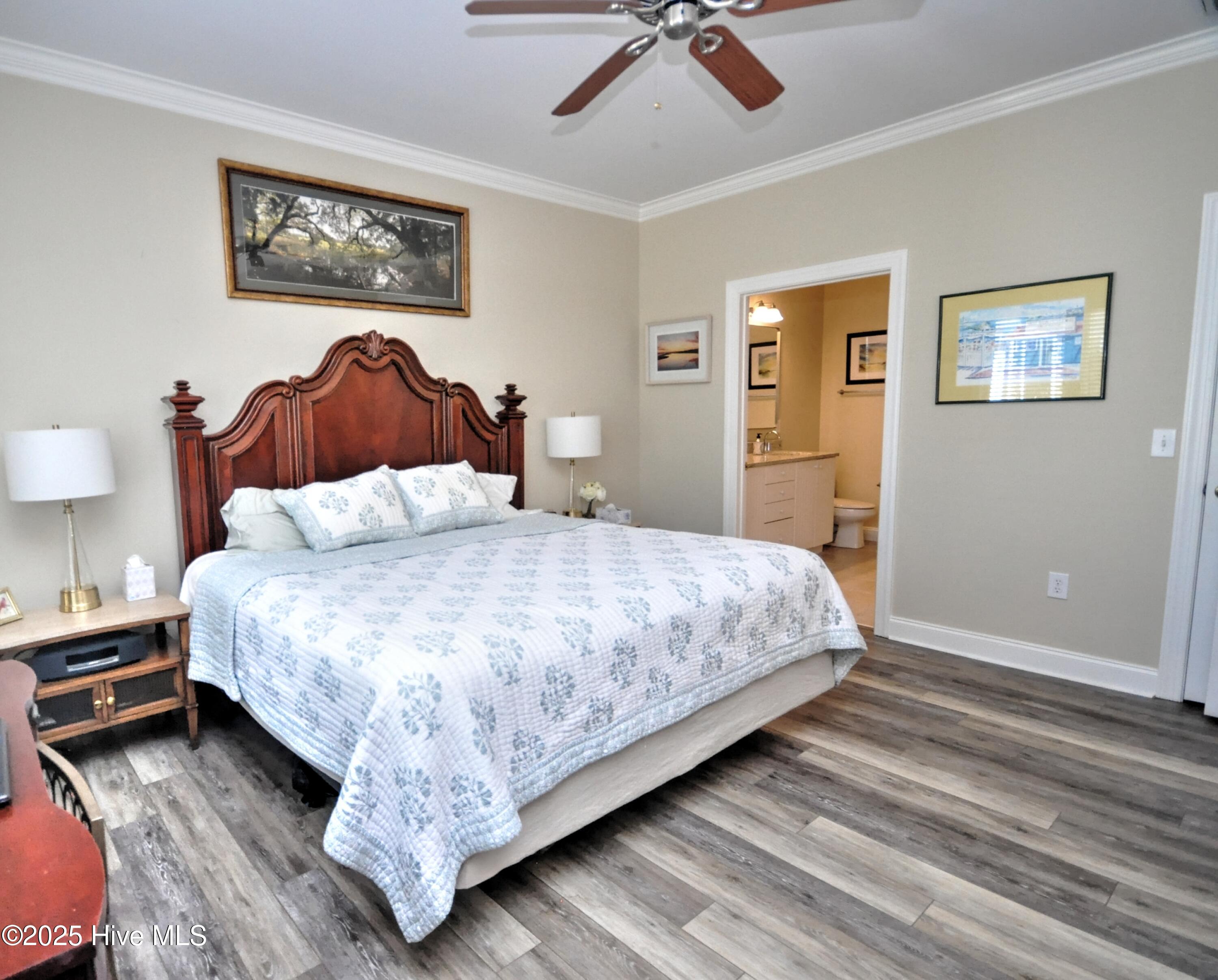 100547082 | Photo 21