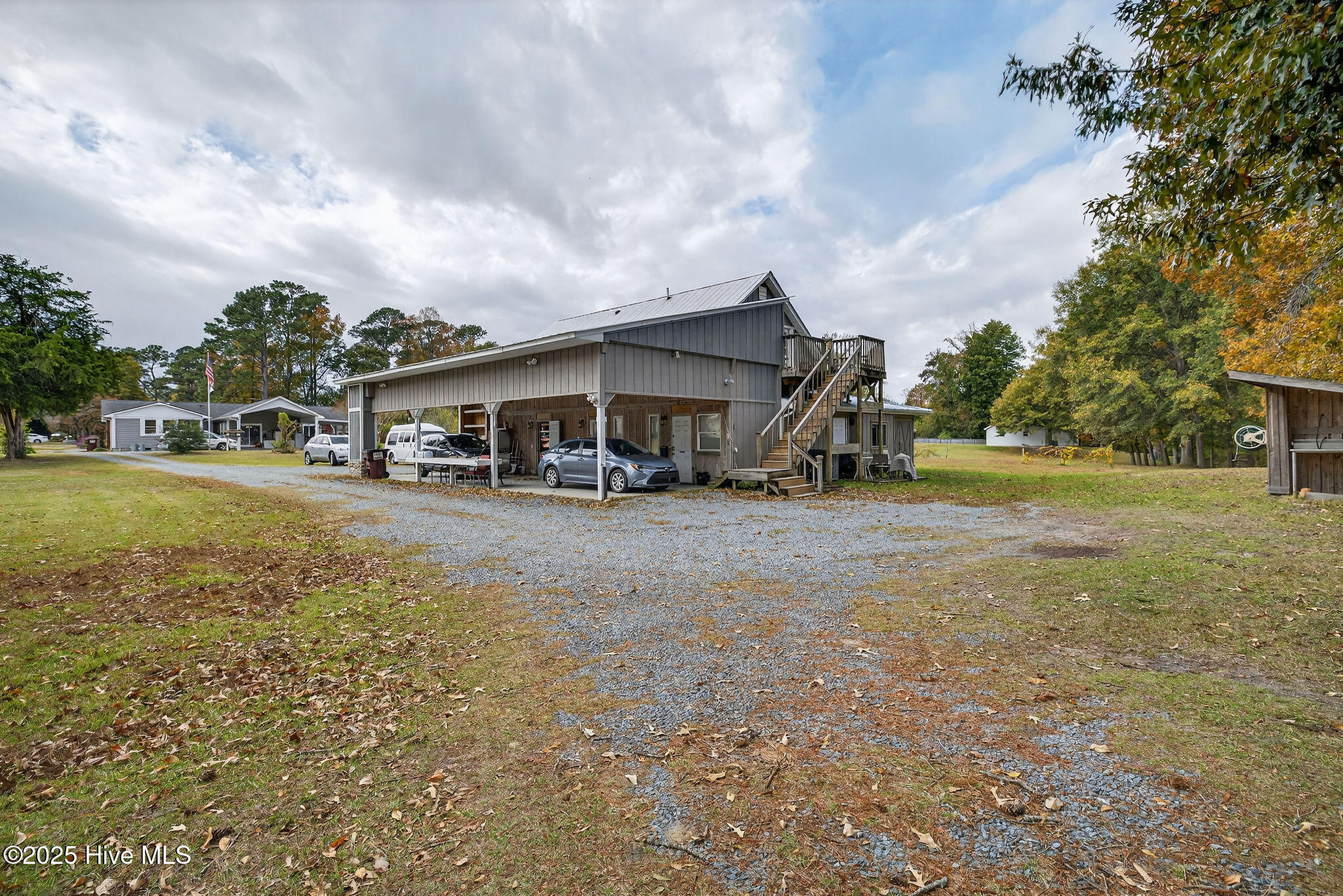 100542936 | Photo 22