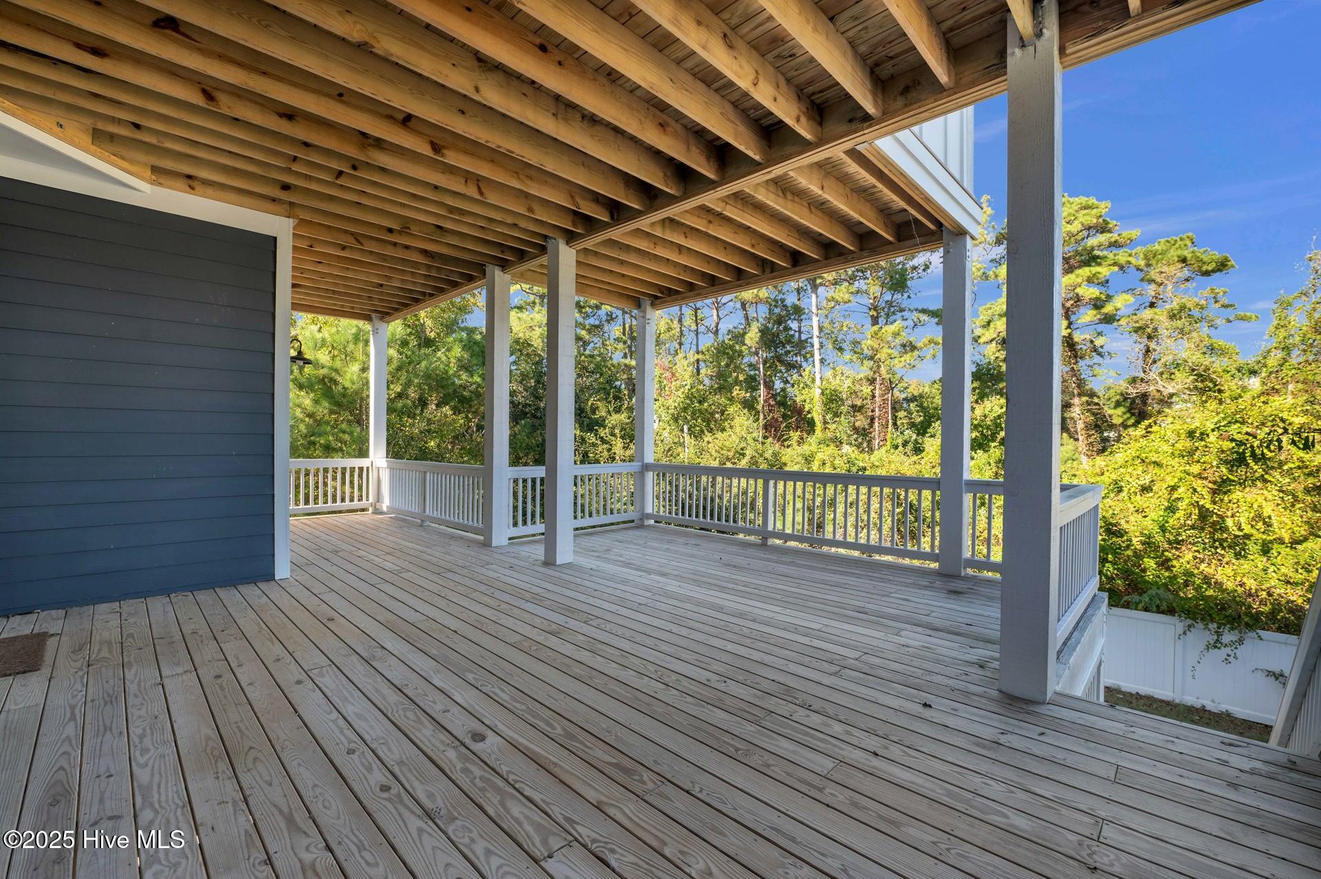 100539470 | Photo 38