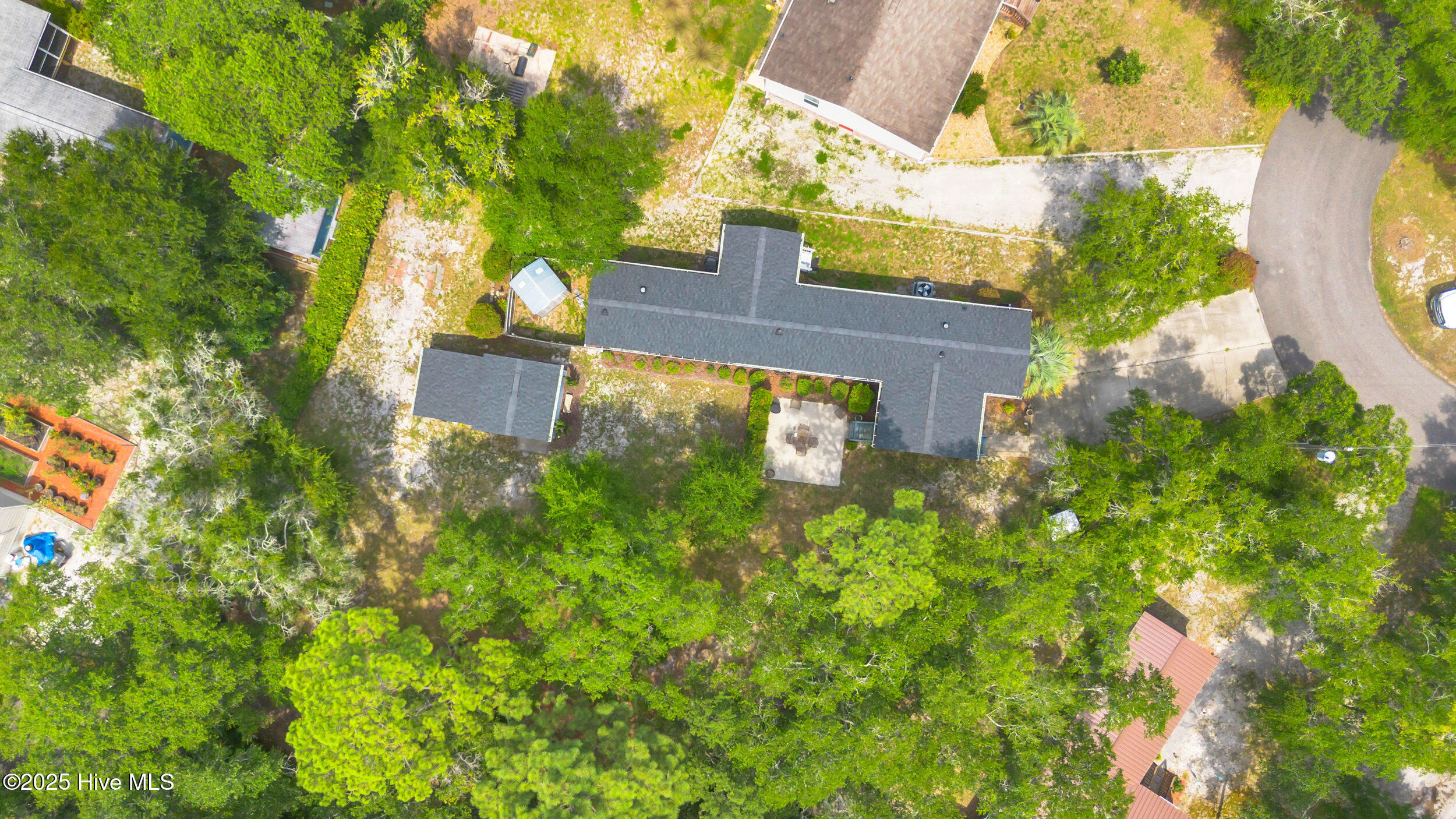 100559828 | Photo 28