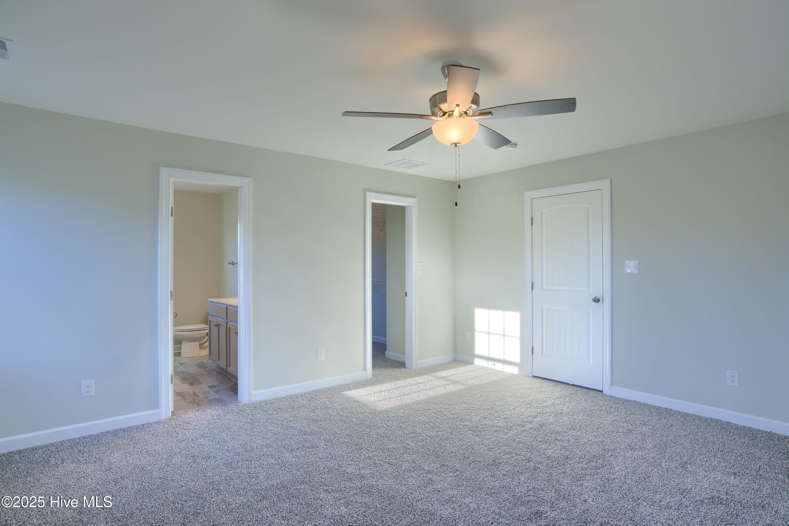 100527048 | Photo 22