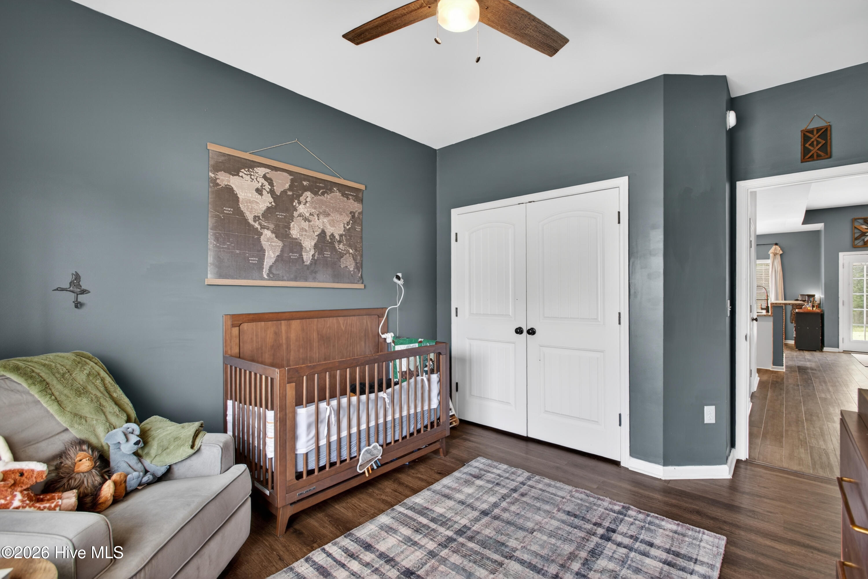 100566078 | Photo 16