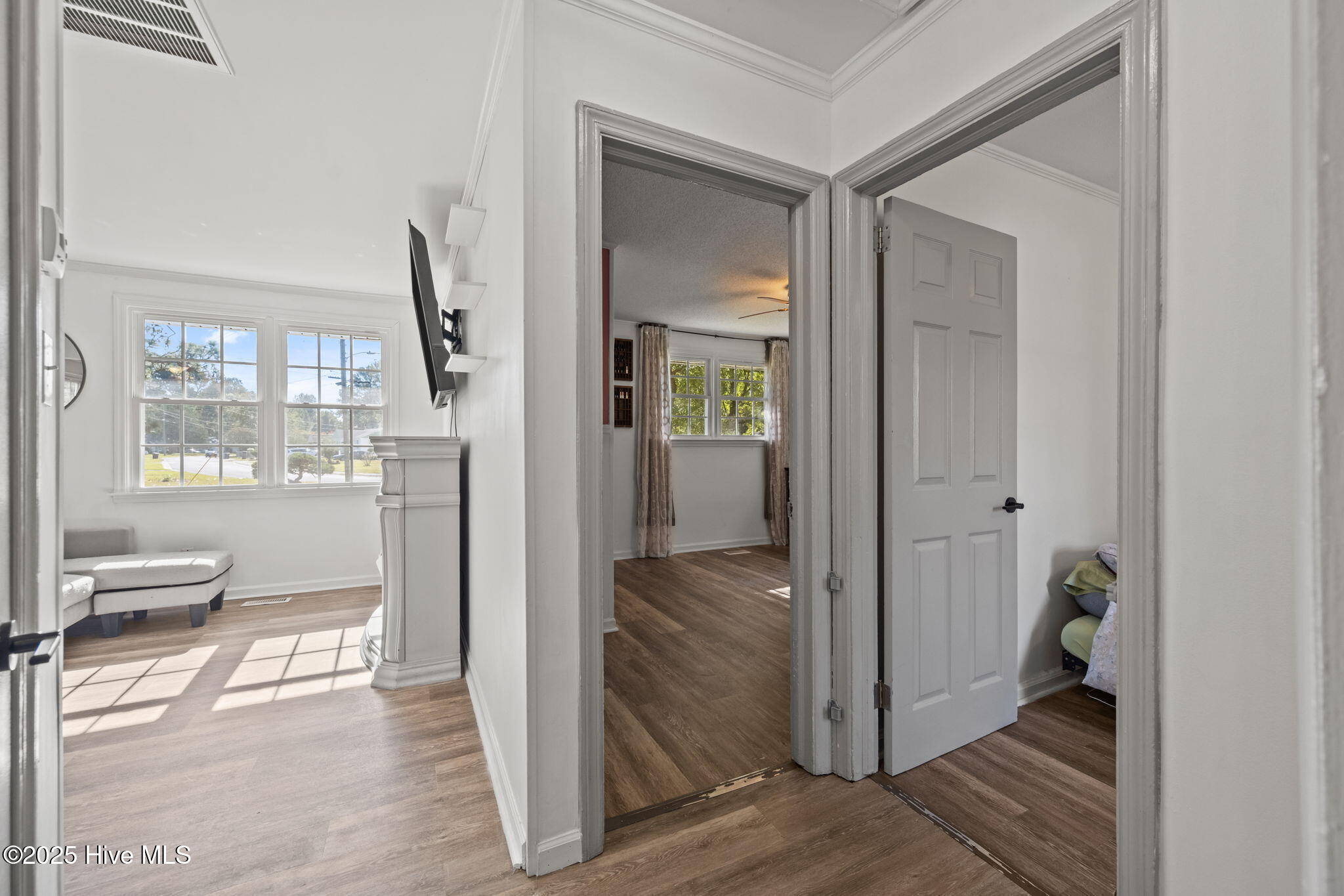 100538692 | Photo 18