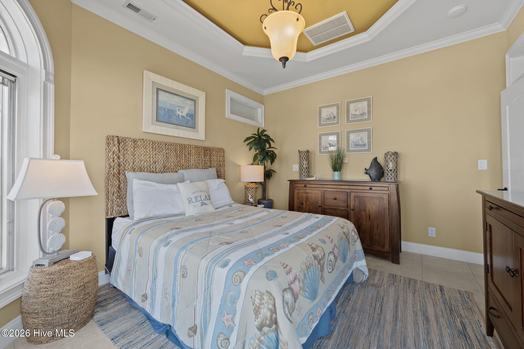 100568549 | Photo 32