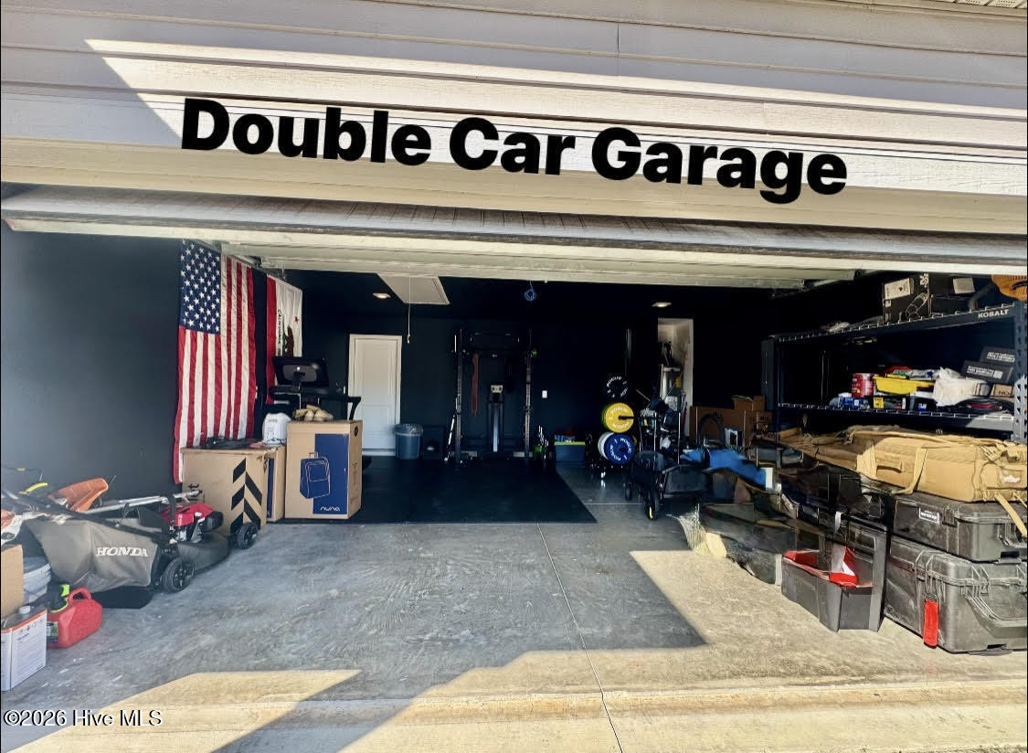 100558914 | Photo 23