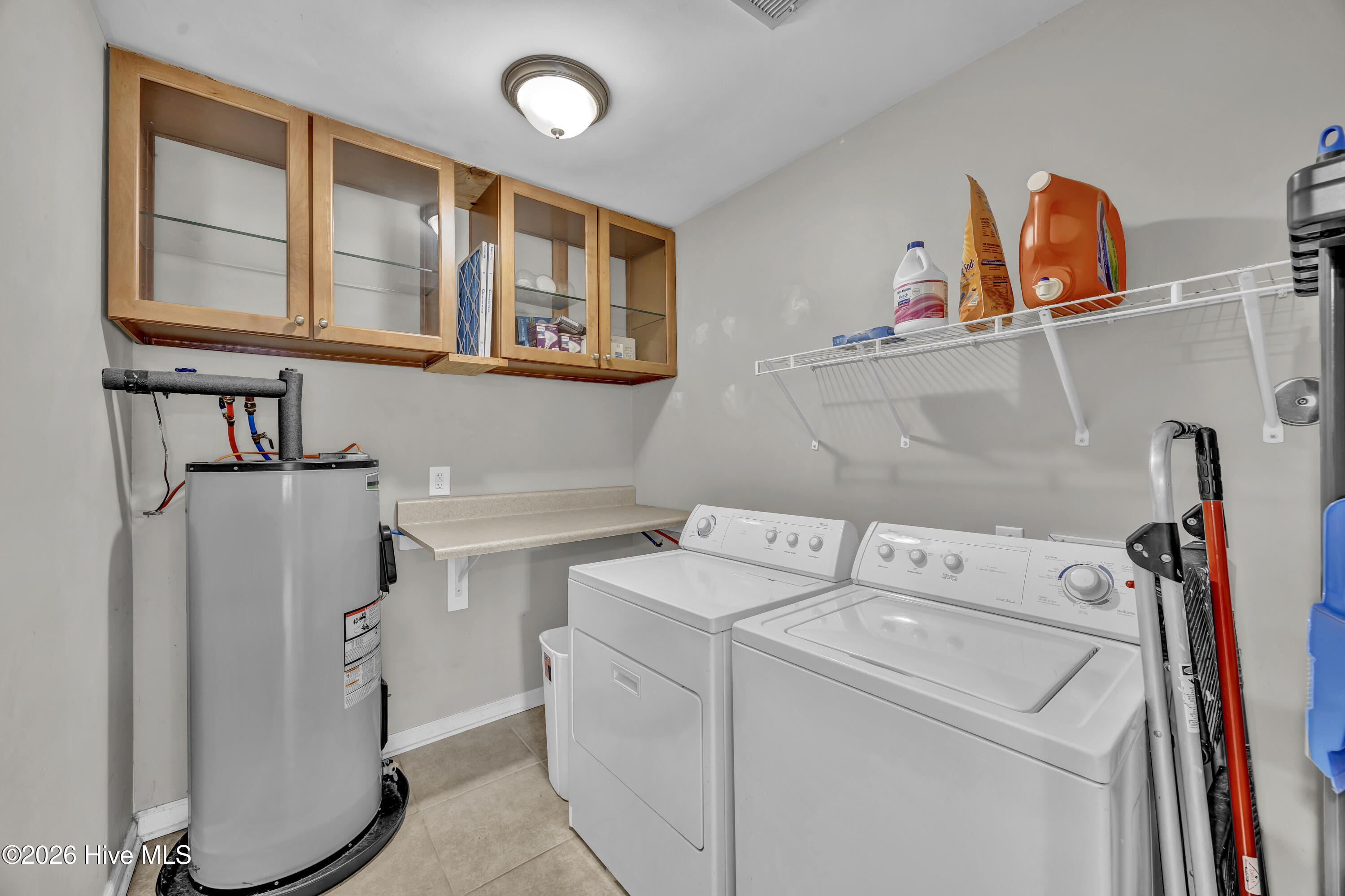 100549166 | Photo 11